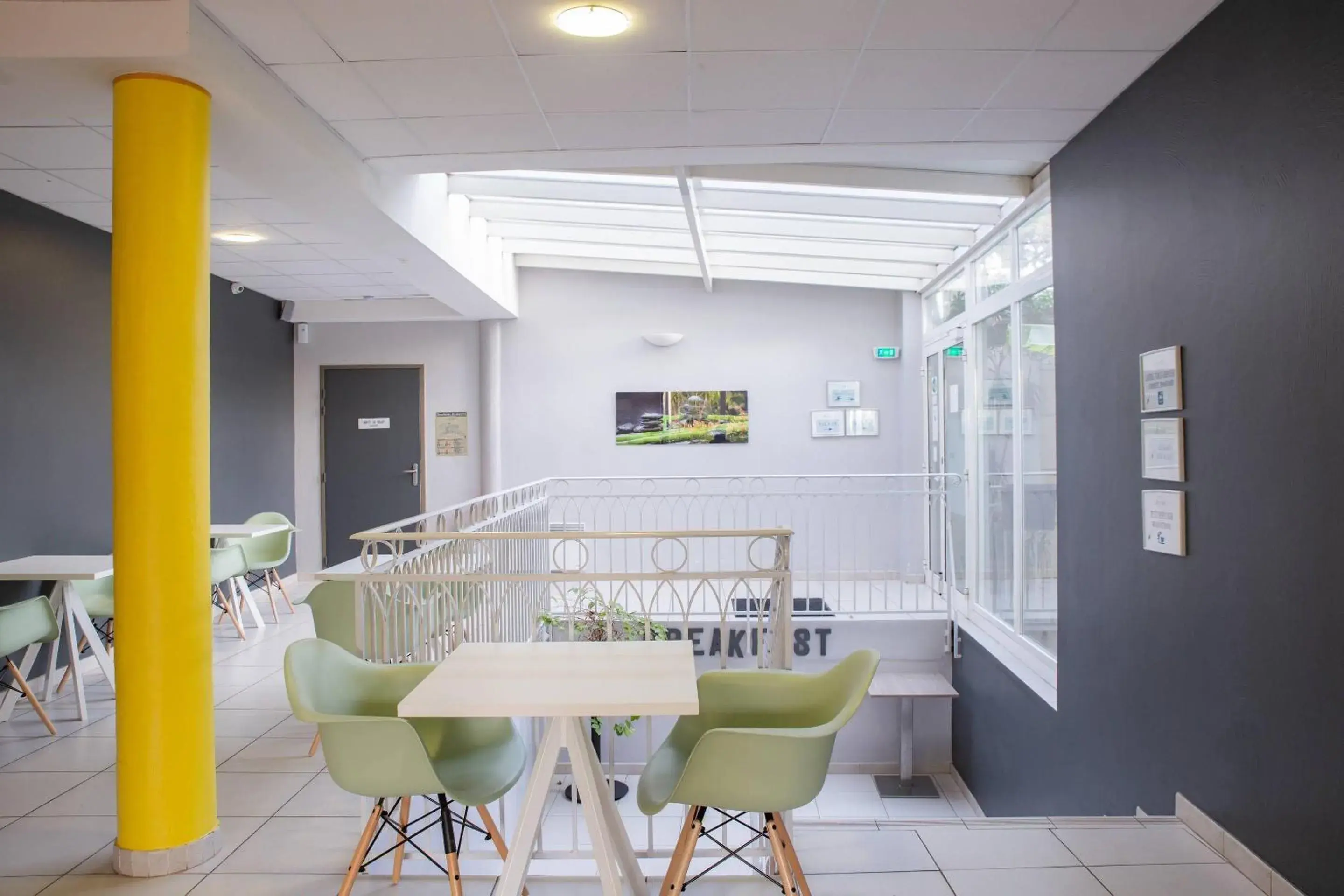 Lobby or reception in Comfort Aparthotel Frejus La Tour de Mare Lobby or reception in Comfort Aparthotel Frejus La Tour de Mare