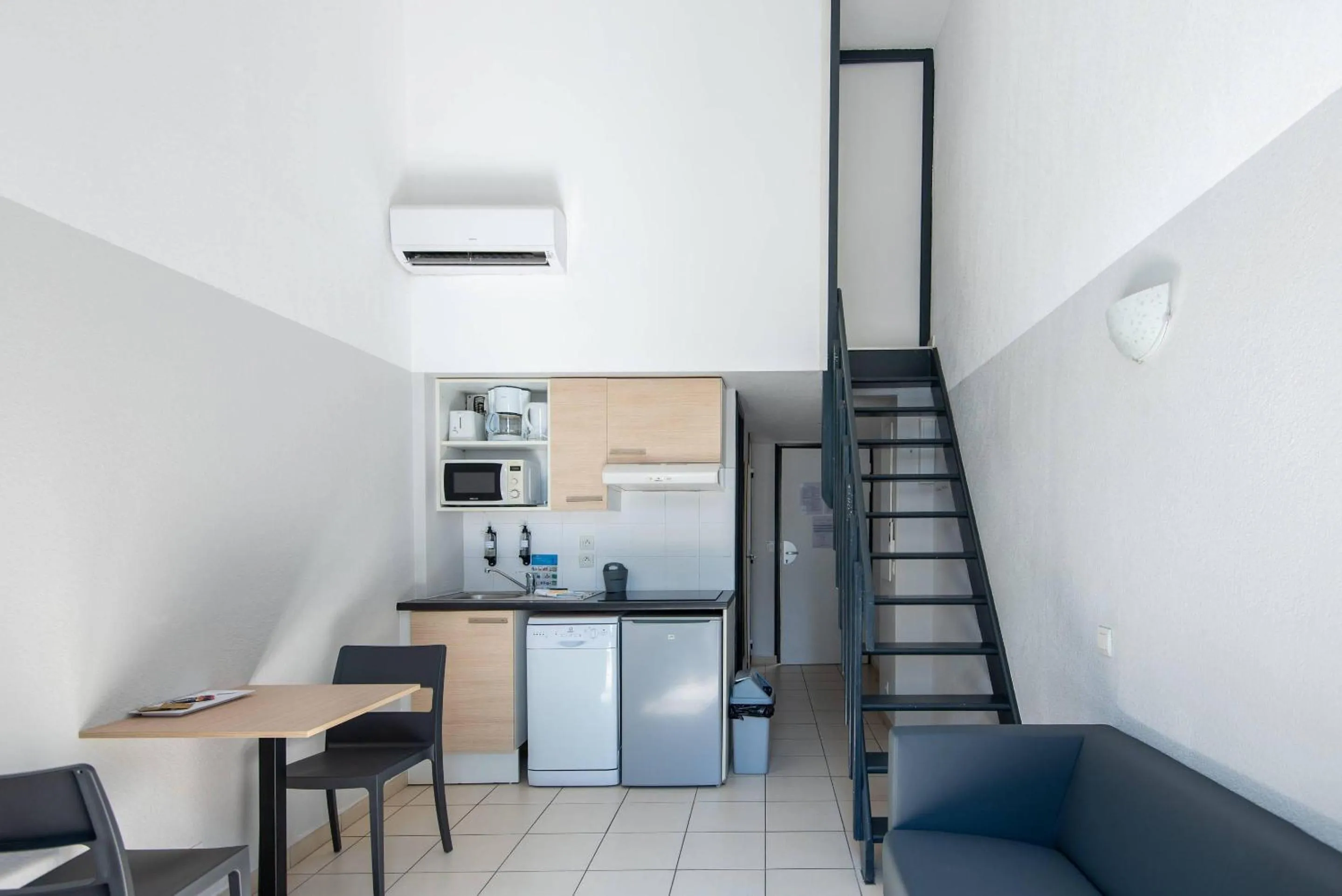 Bedroom in Comfort Aparthotel Frejus La Tour de Mare