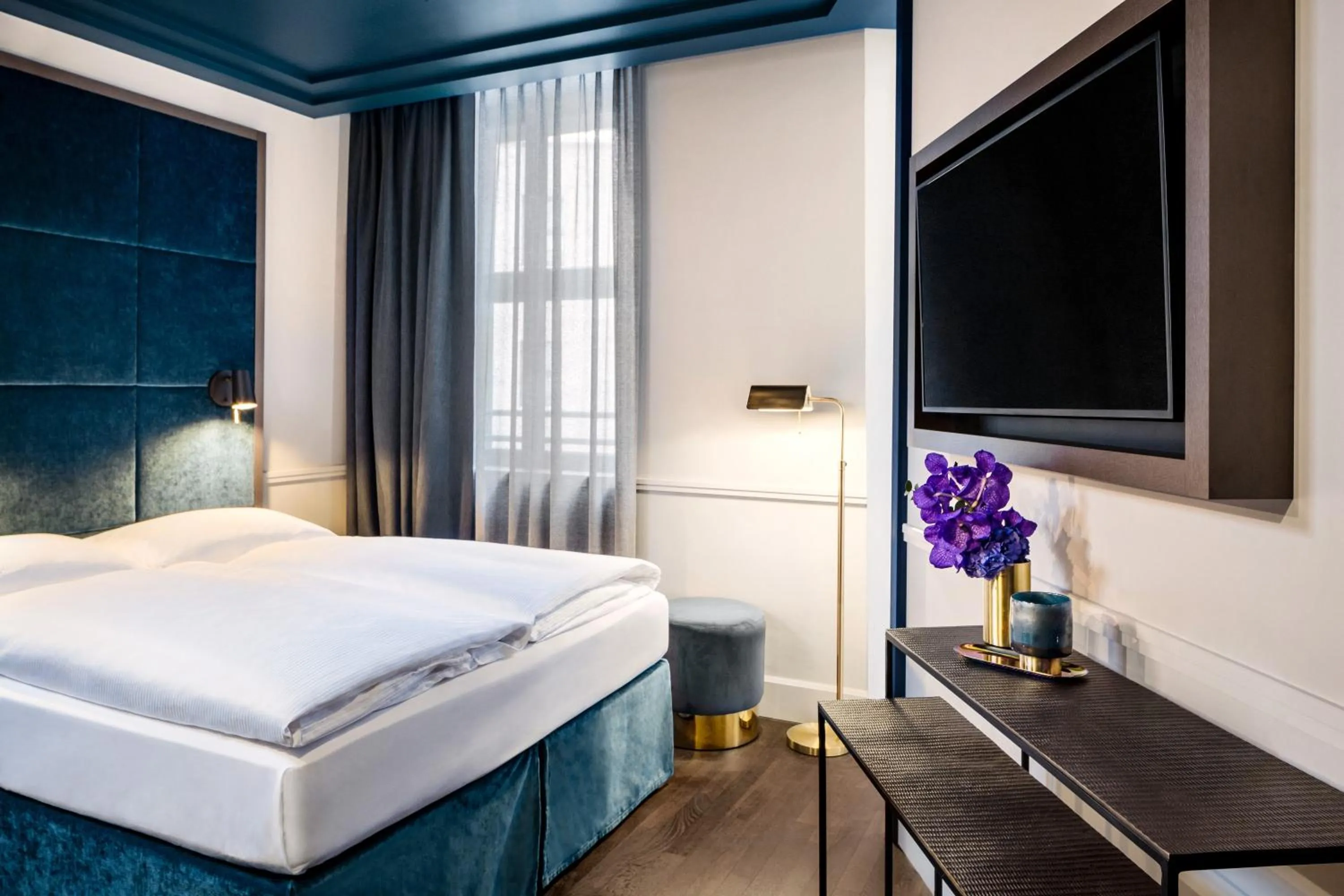 Bed in Hotel AMO by AMANO Friedrichstraße