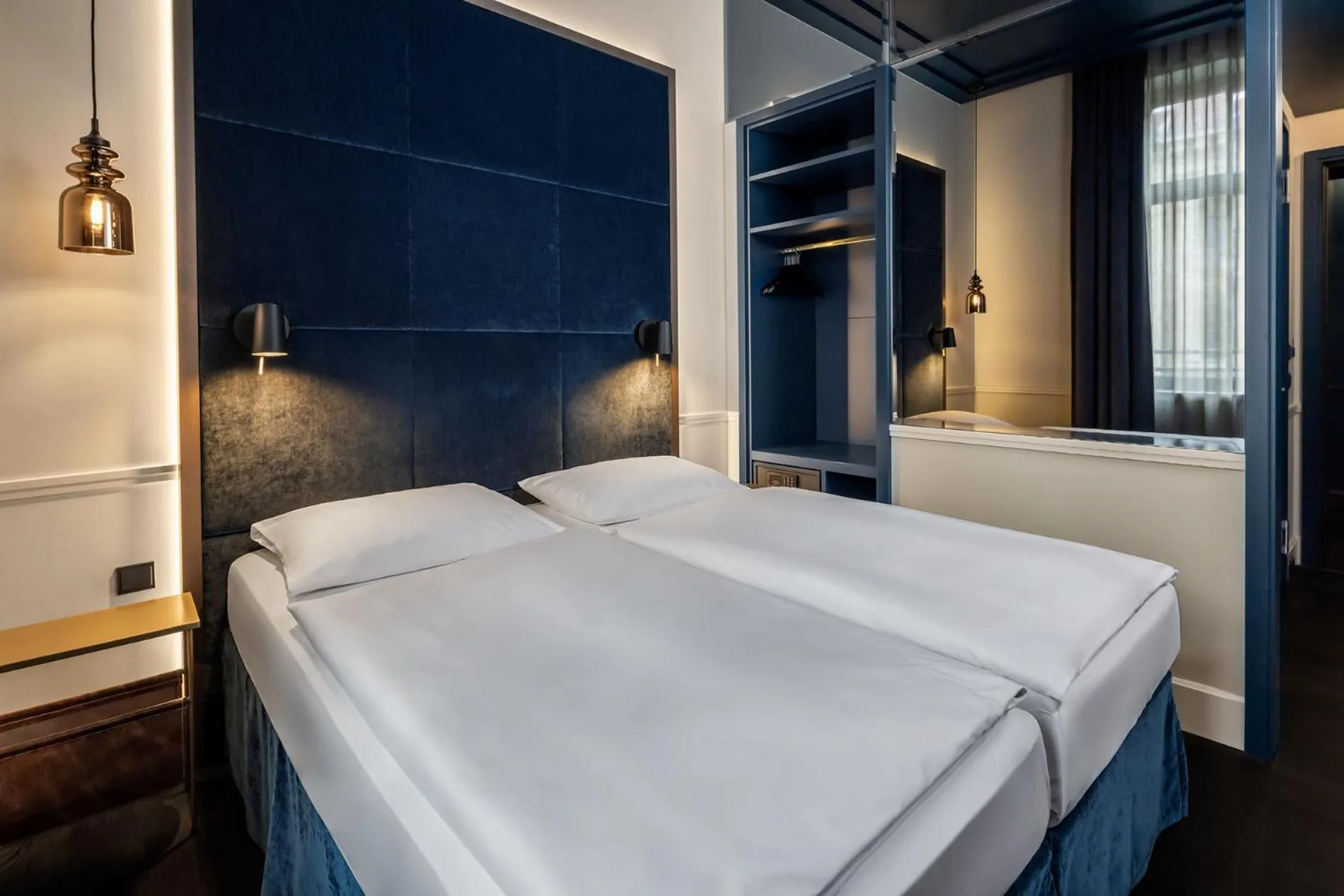 Bed in Hotel AMO by AMANO Friedrichstraße