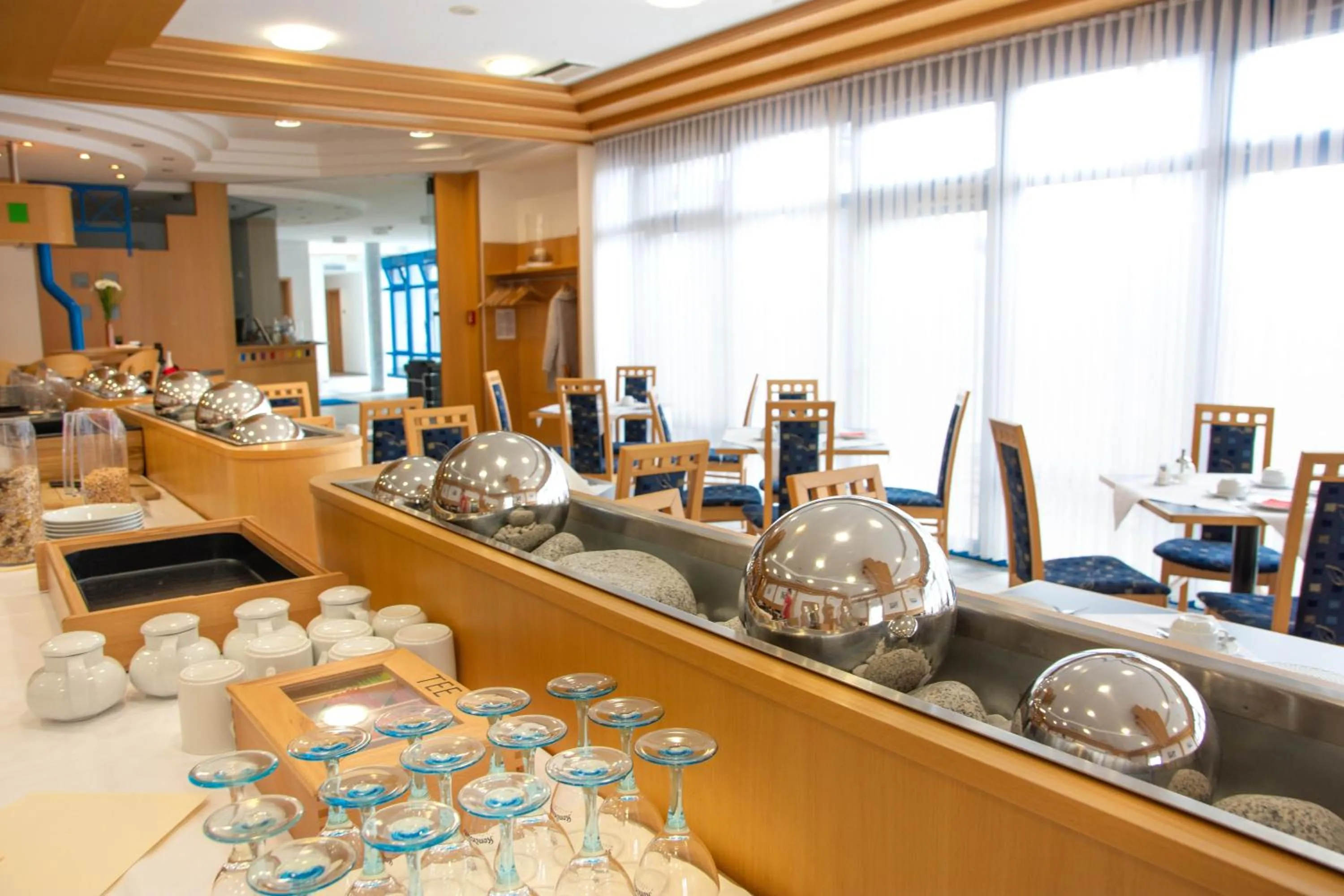 Breakfast in Miratel