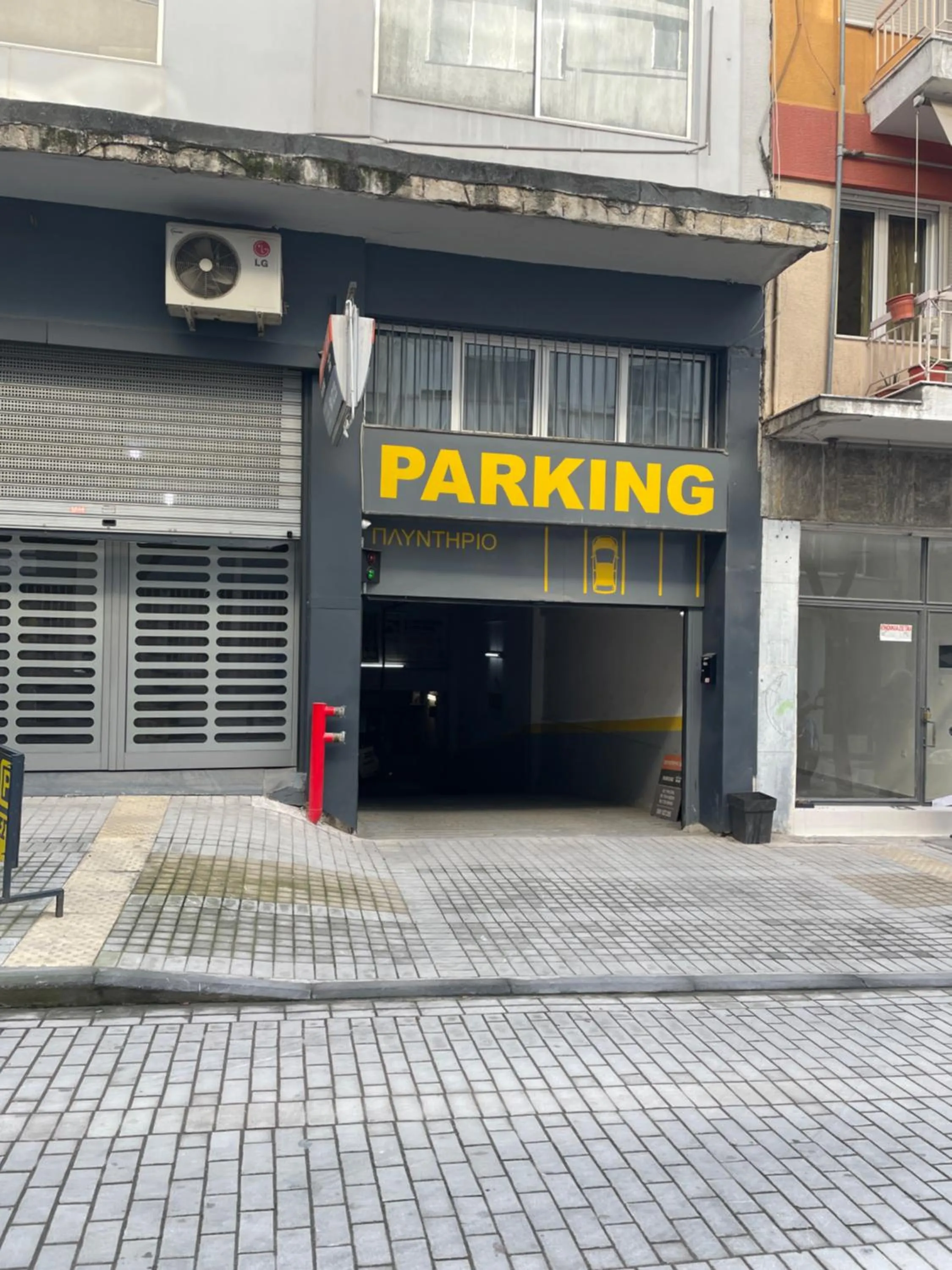 Parking in G&M Luxury Studios