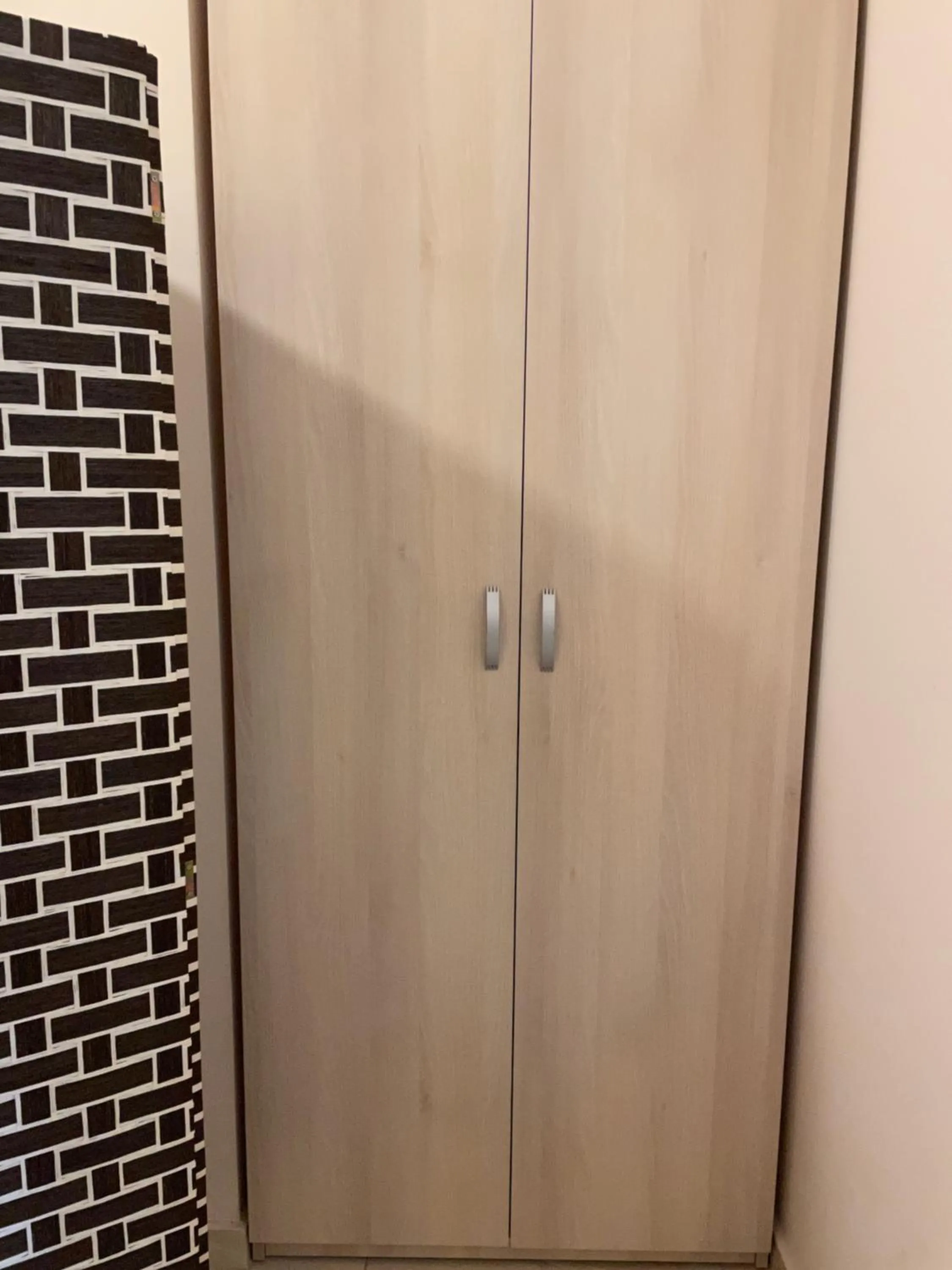 wardrobe in G&M Luxury Studios