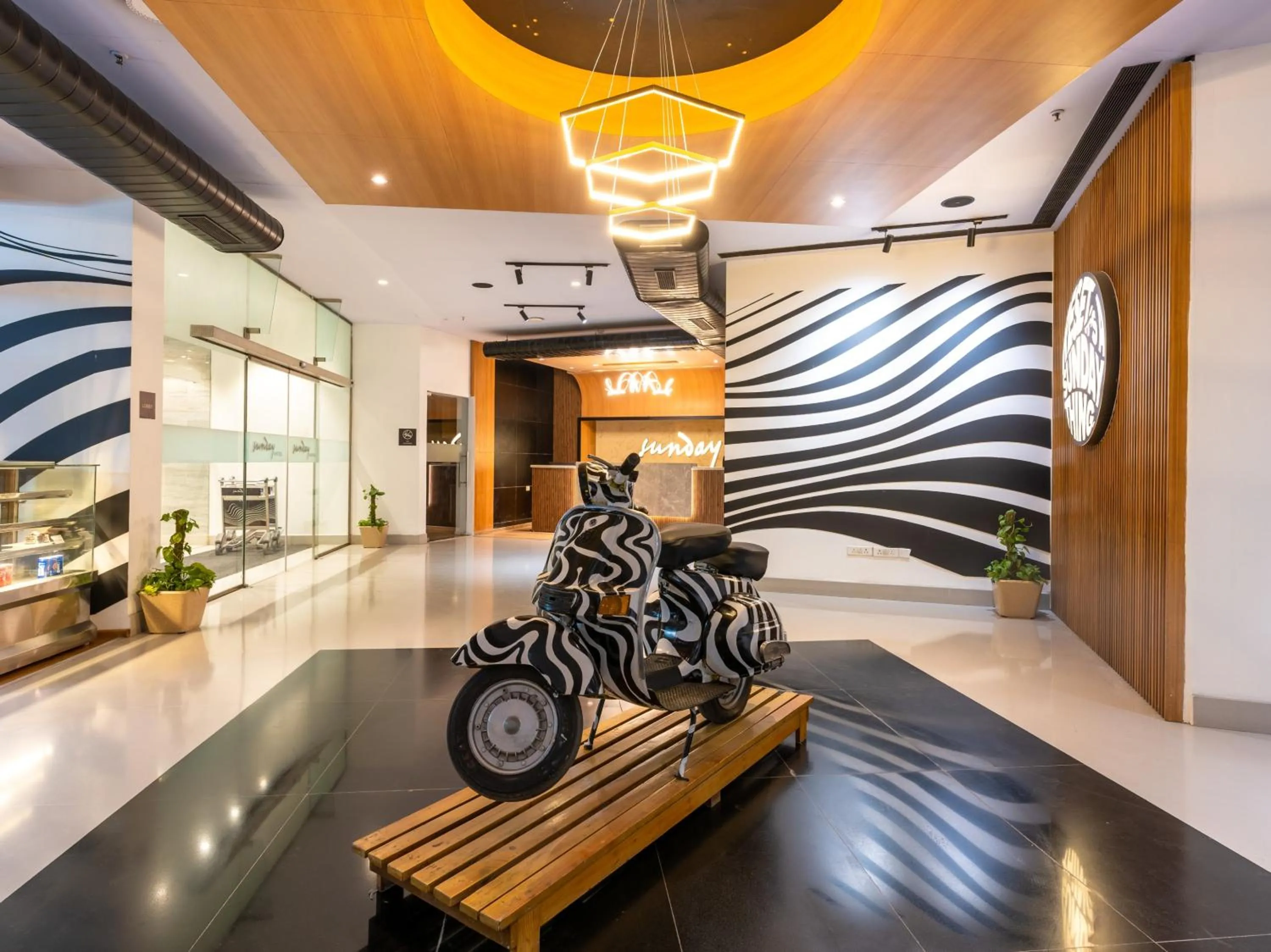 Lobby or reception in Sunday Hotel Chandigarh Zirakpur