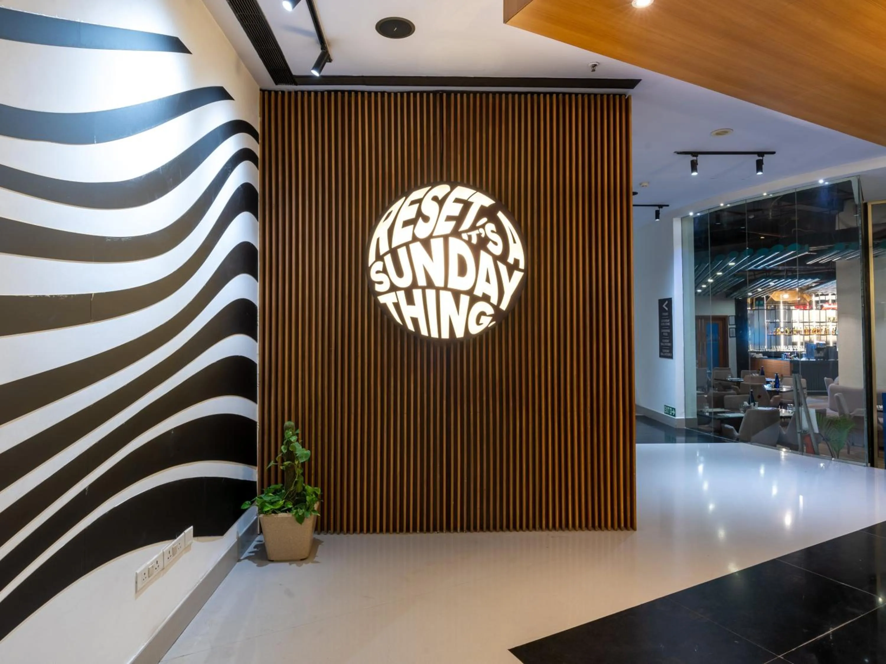 Lobby or reception in Sunday Hotel Chandigarh Zirakpur