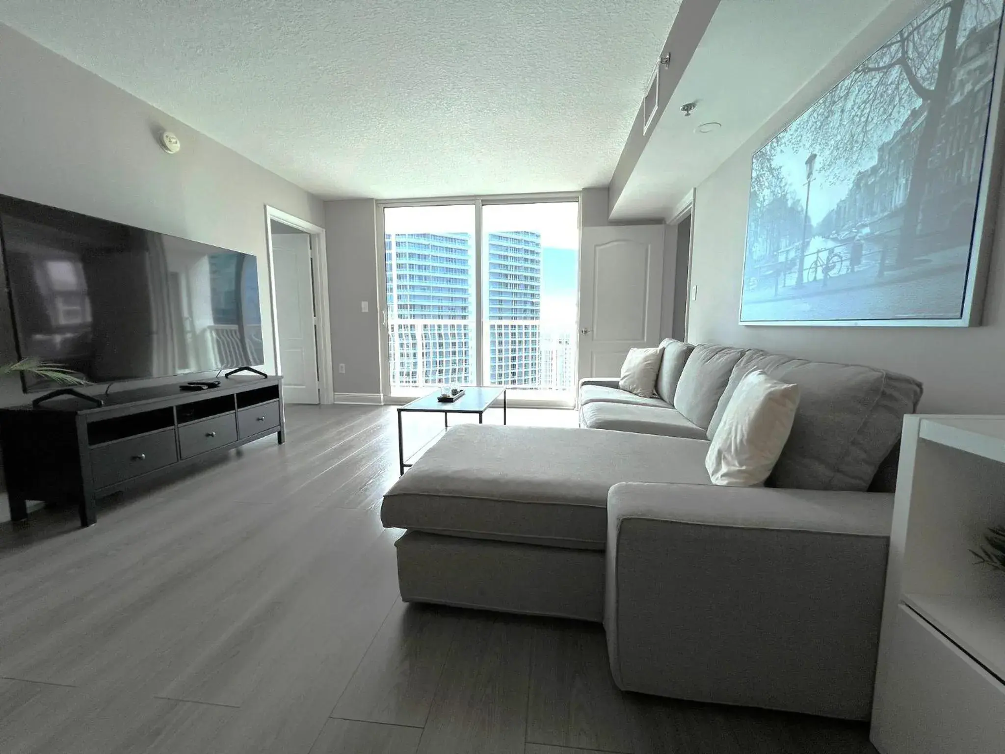 Great 2 Bedrooms in Brickell Great 2 Bedrooms in Brickell