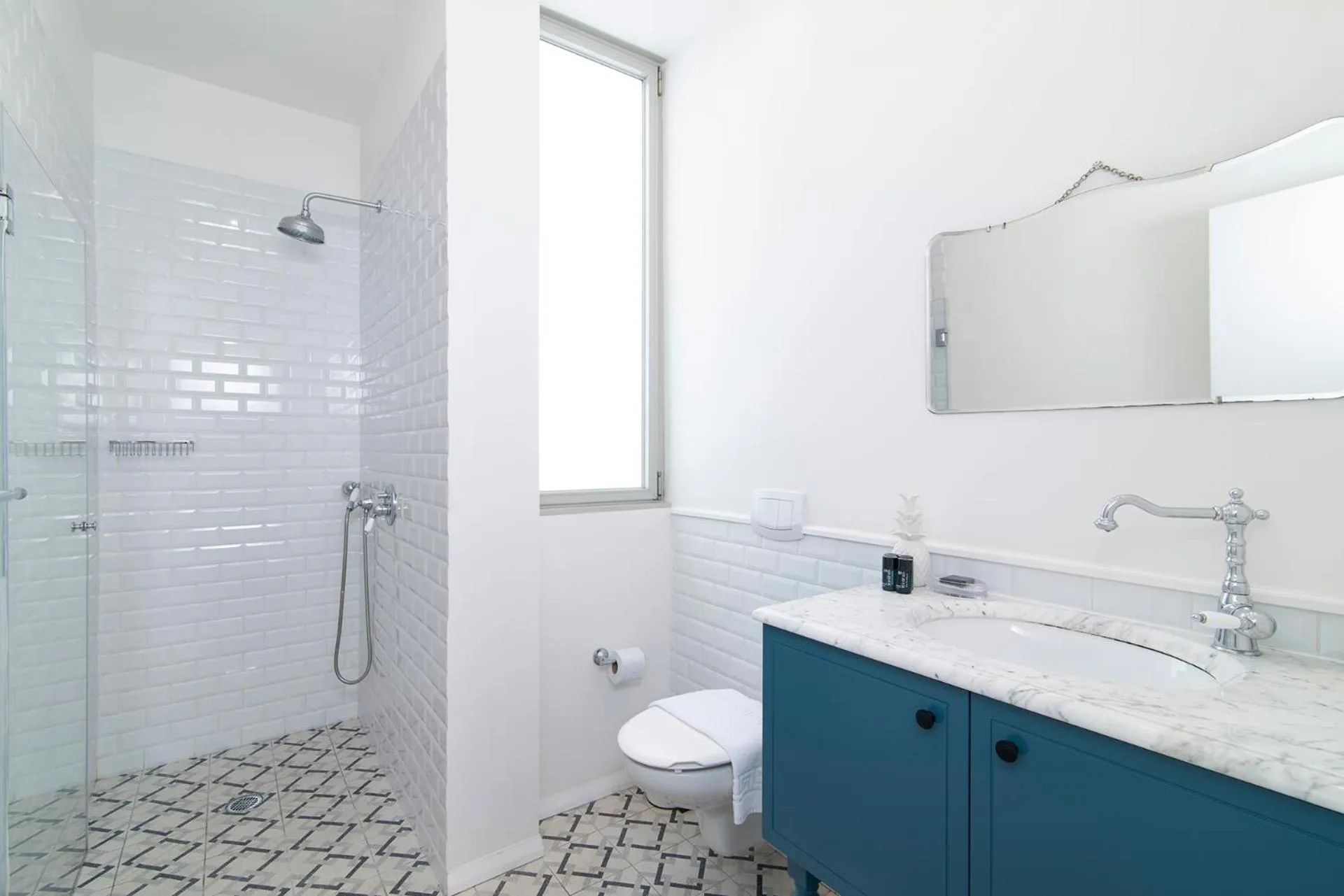 TLV Center by TLV2RENT