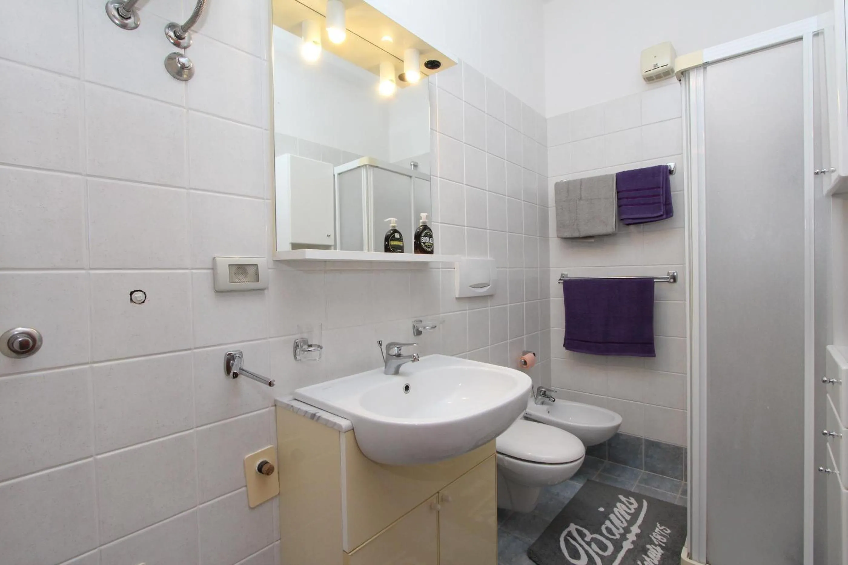 Bathroom in Apartment Ala