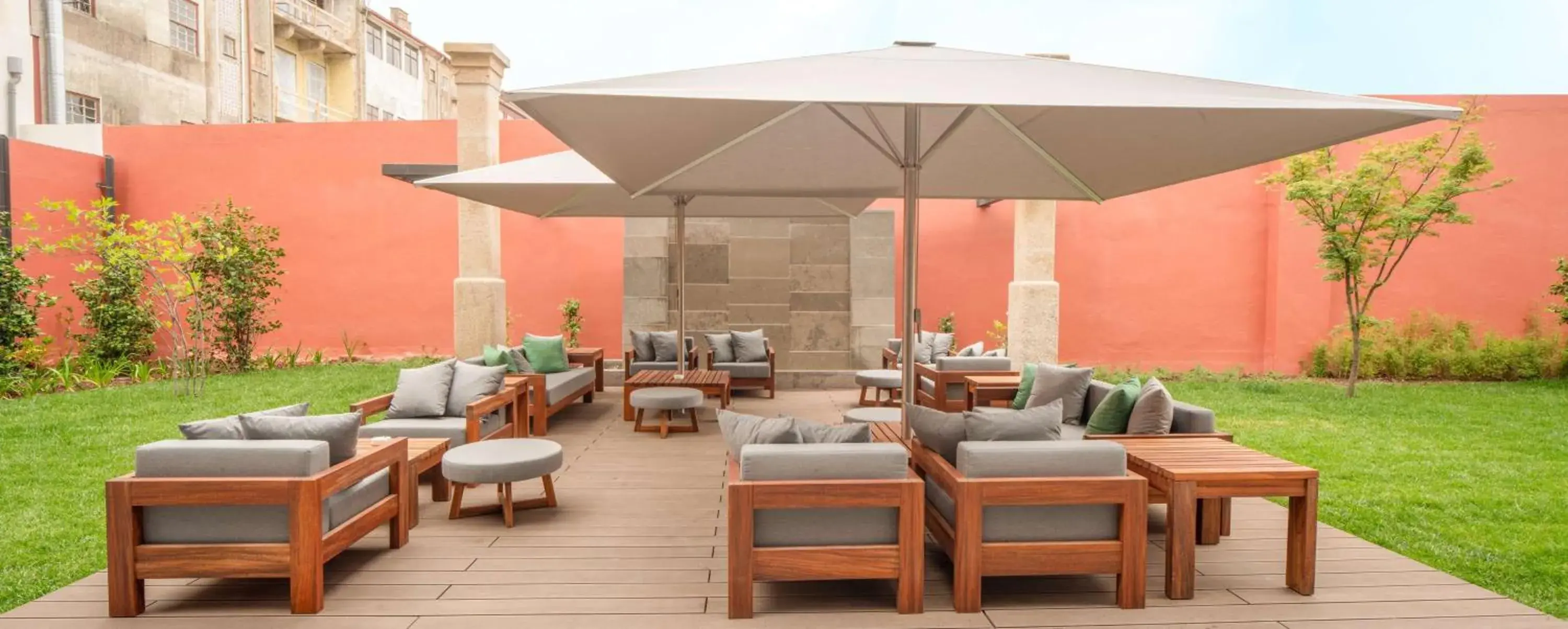 Property building in NH Porto Jardim Property building in NH Porto Jardim