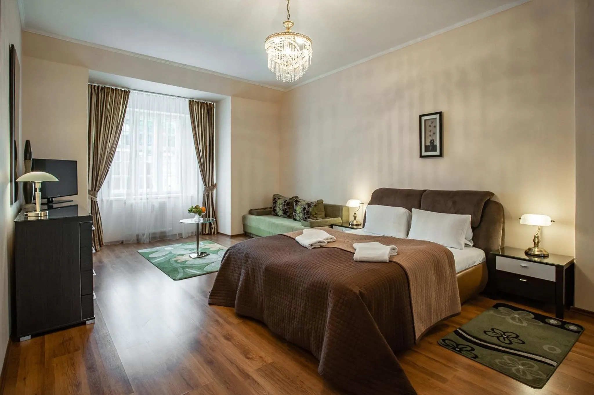 Photo of the whole room, Bed in RESIDENCE GOETHE -"U Tří mouřenínů"