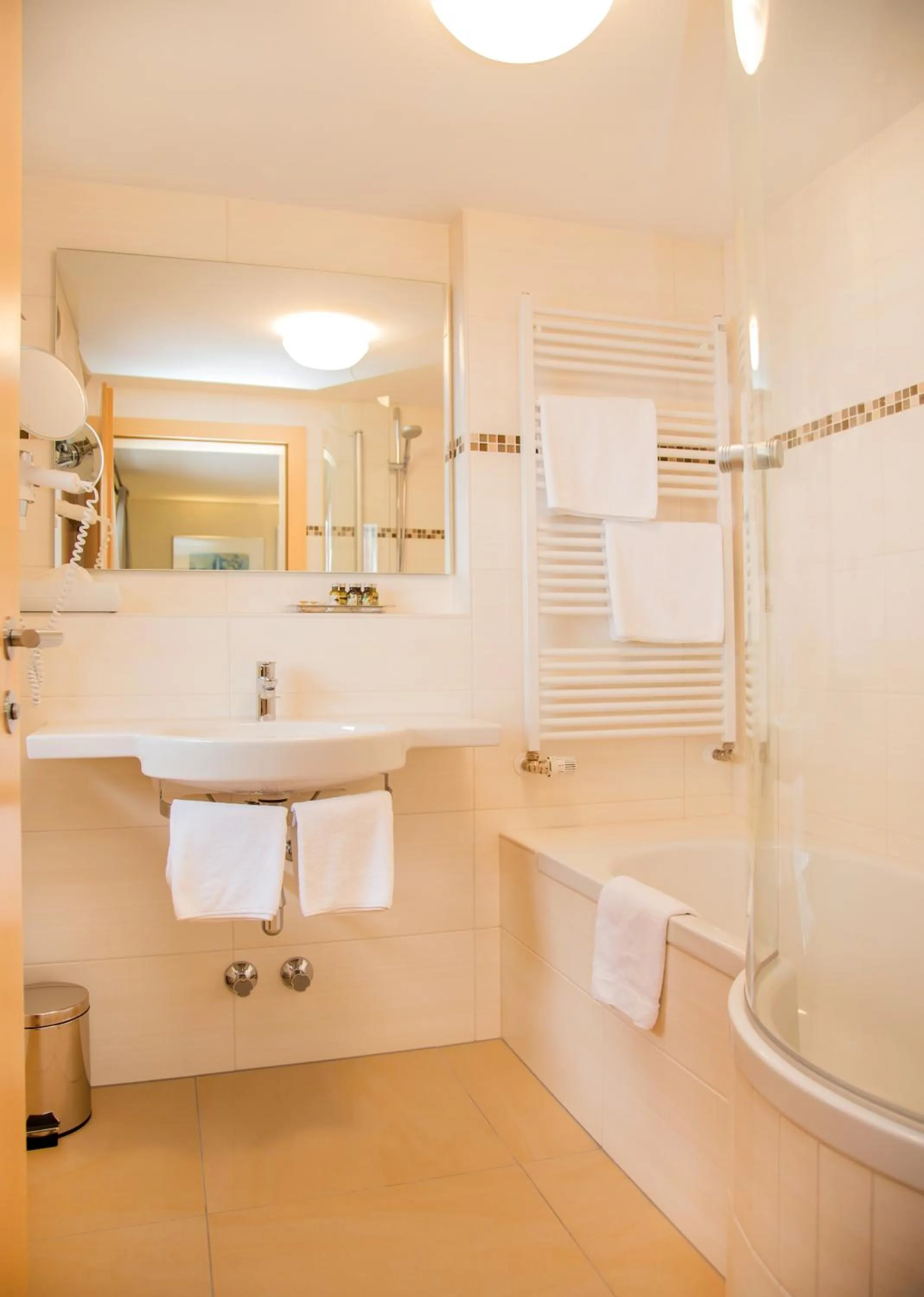 Bathroom in Hotel & Art Kristiana