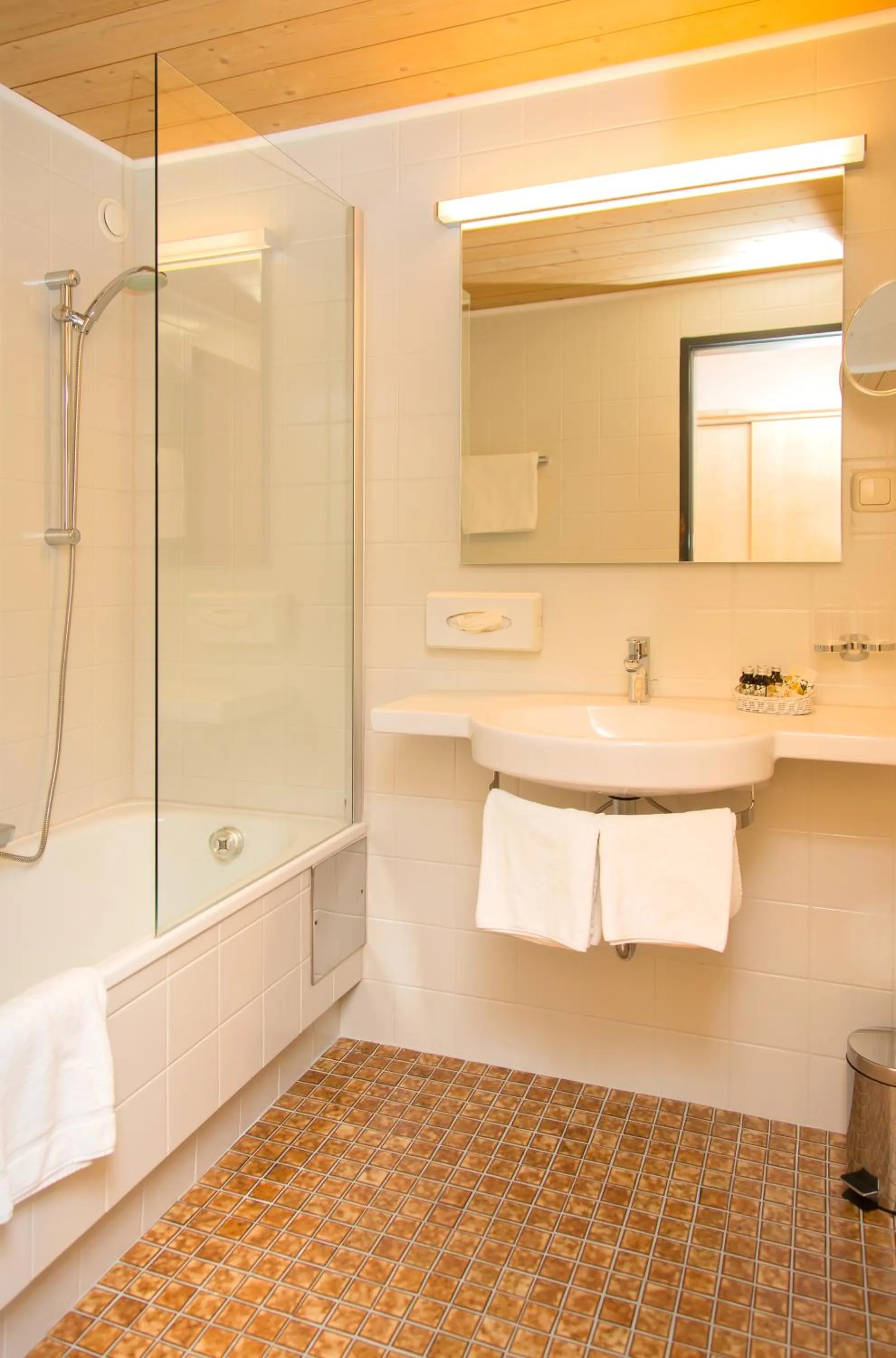 Bathroom in Hotel & Art Kristiana