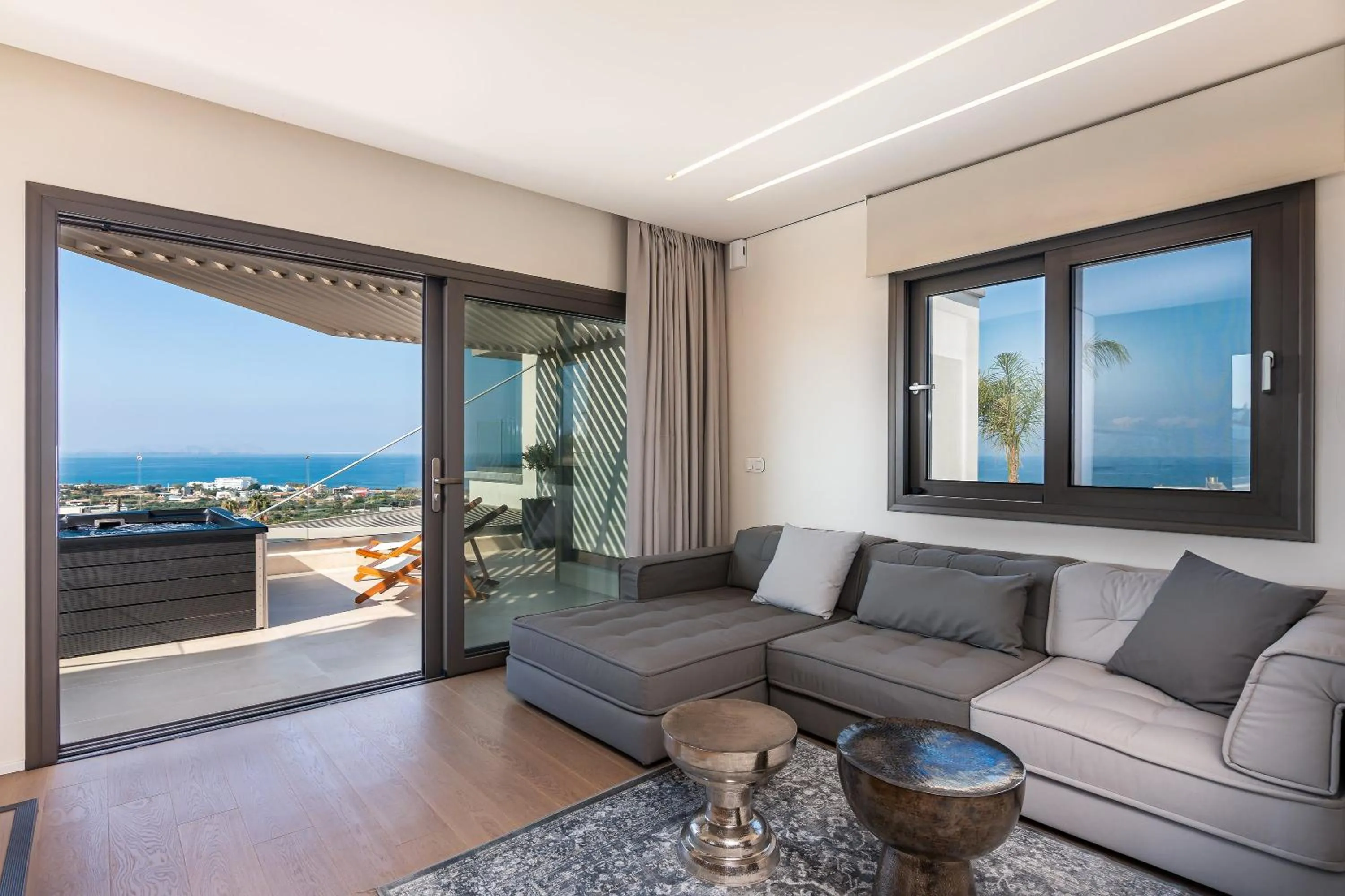Balcony/Terrace in Onira Suite Dreams
