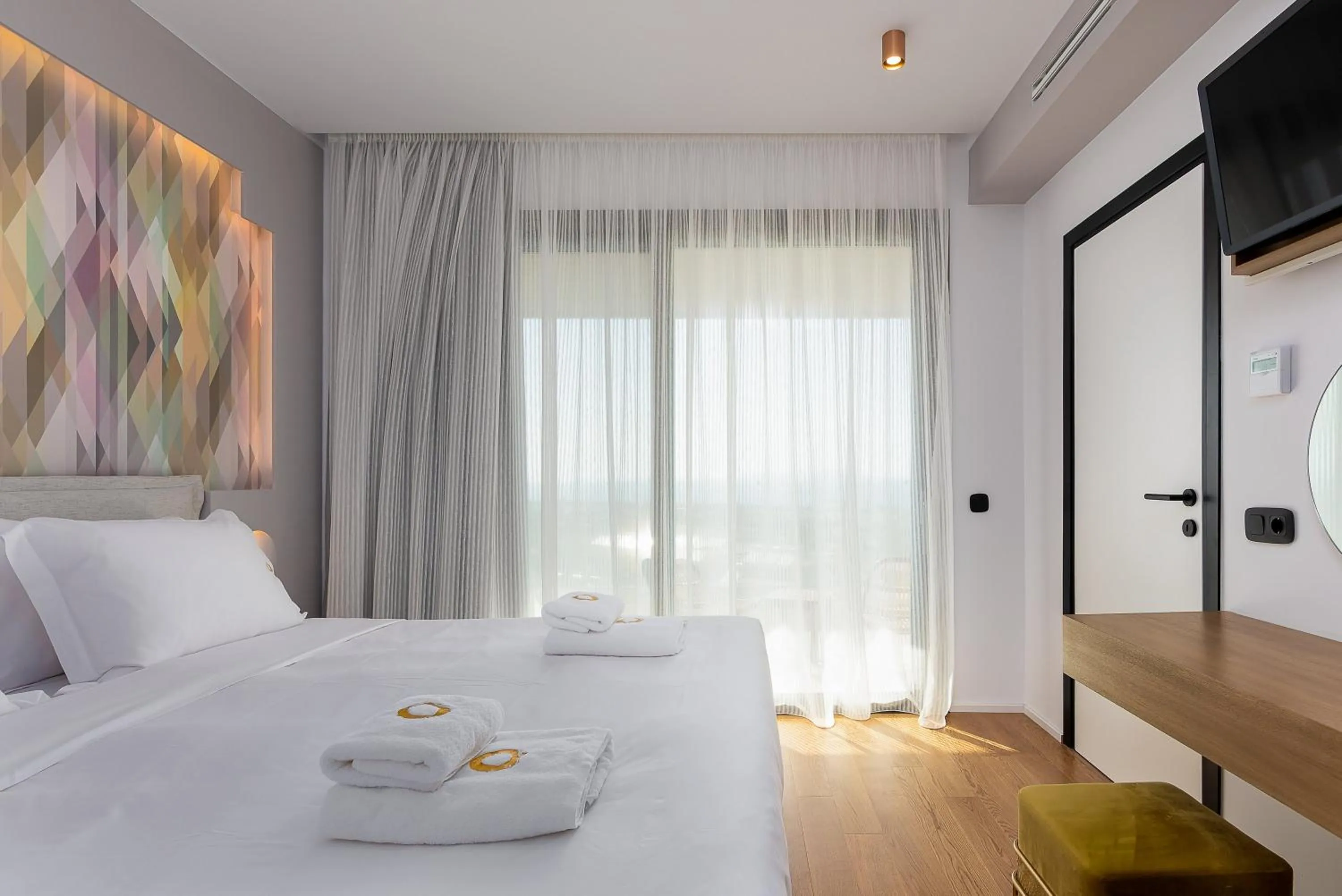 Bedroom, Bed in Onira Suite Dreams