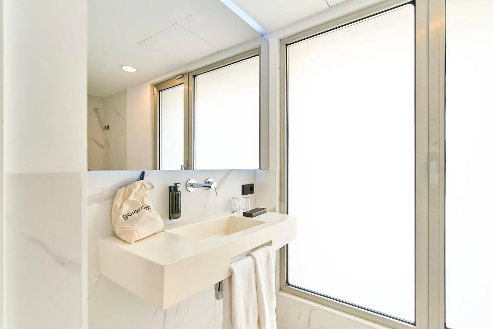 Shower in Hotel Melibea by gaiarooms