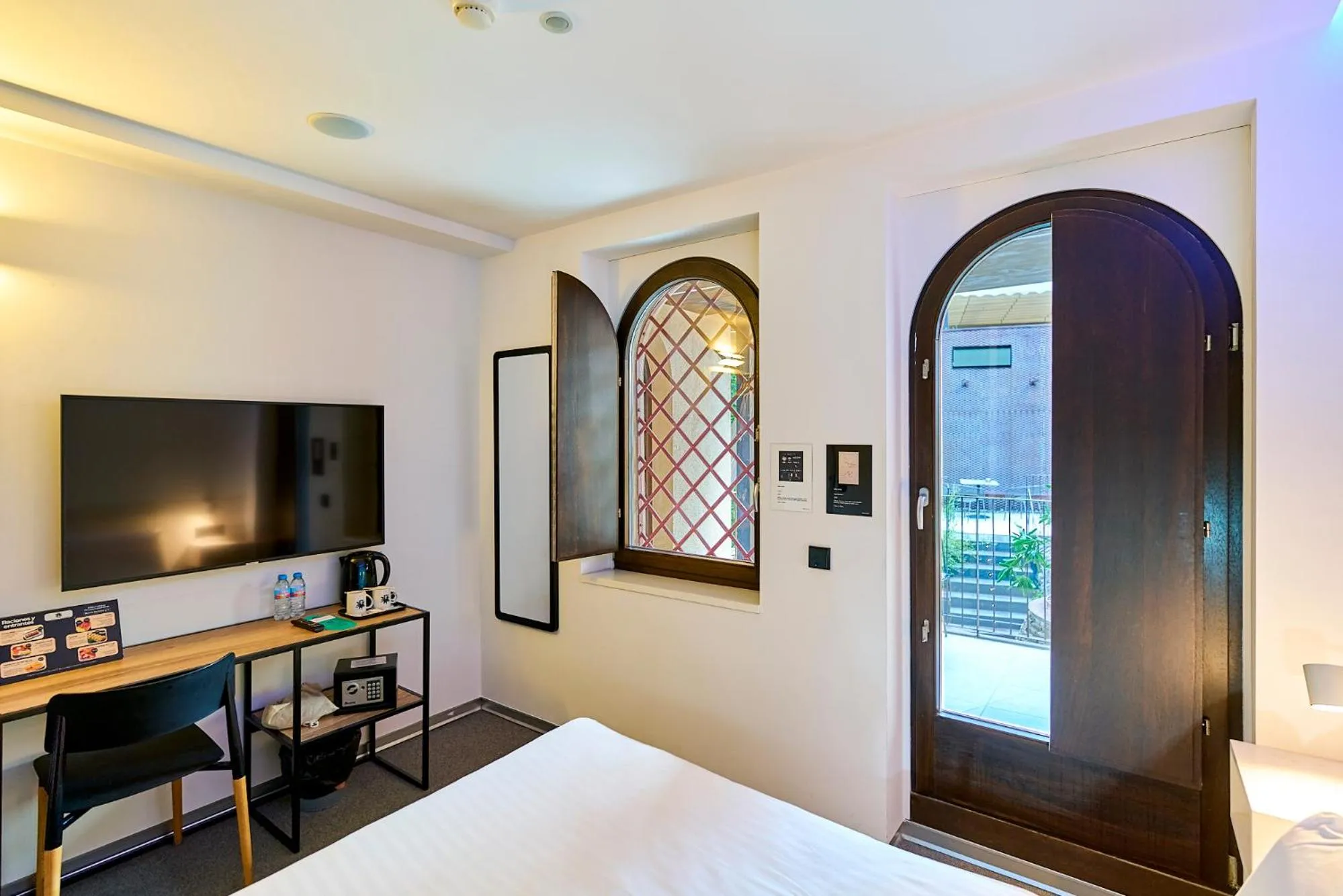 Bed in Hotel Melibea by gaiarooms