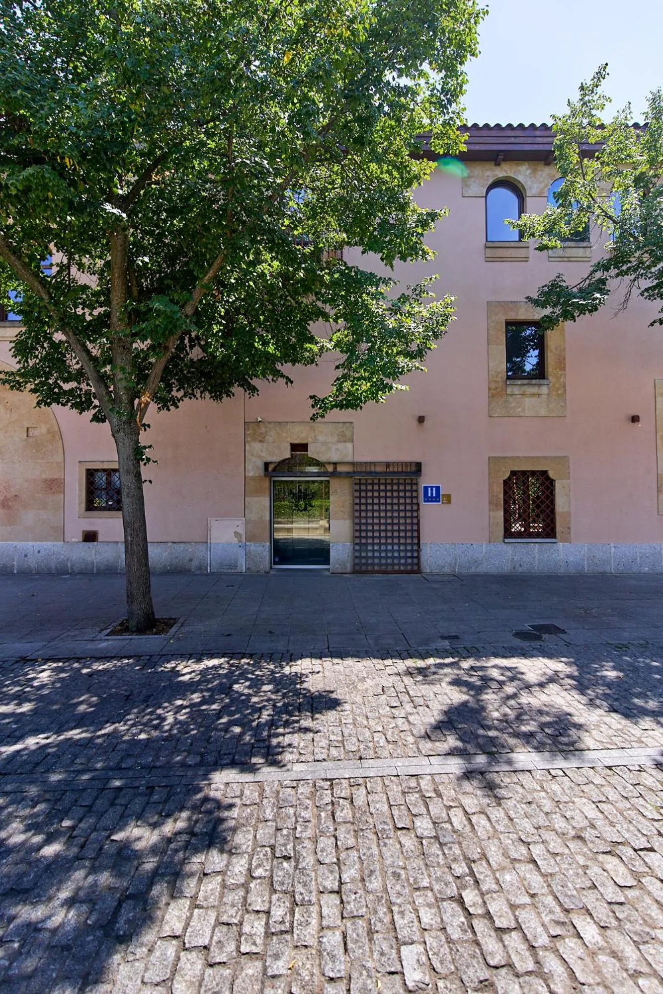 Property building in Hotel Melibea by gaiarooms