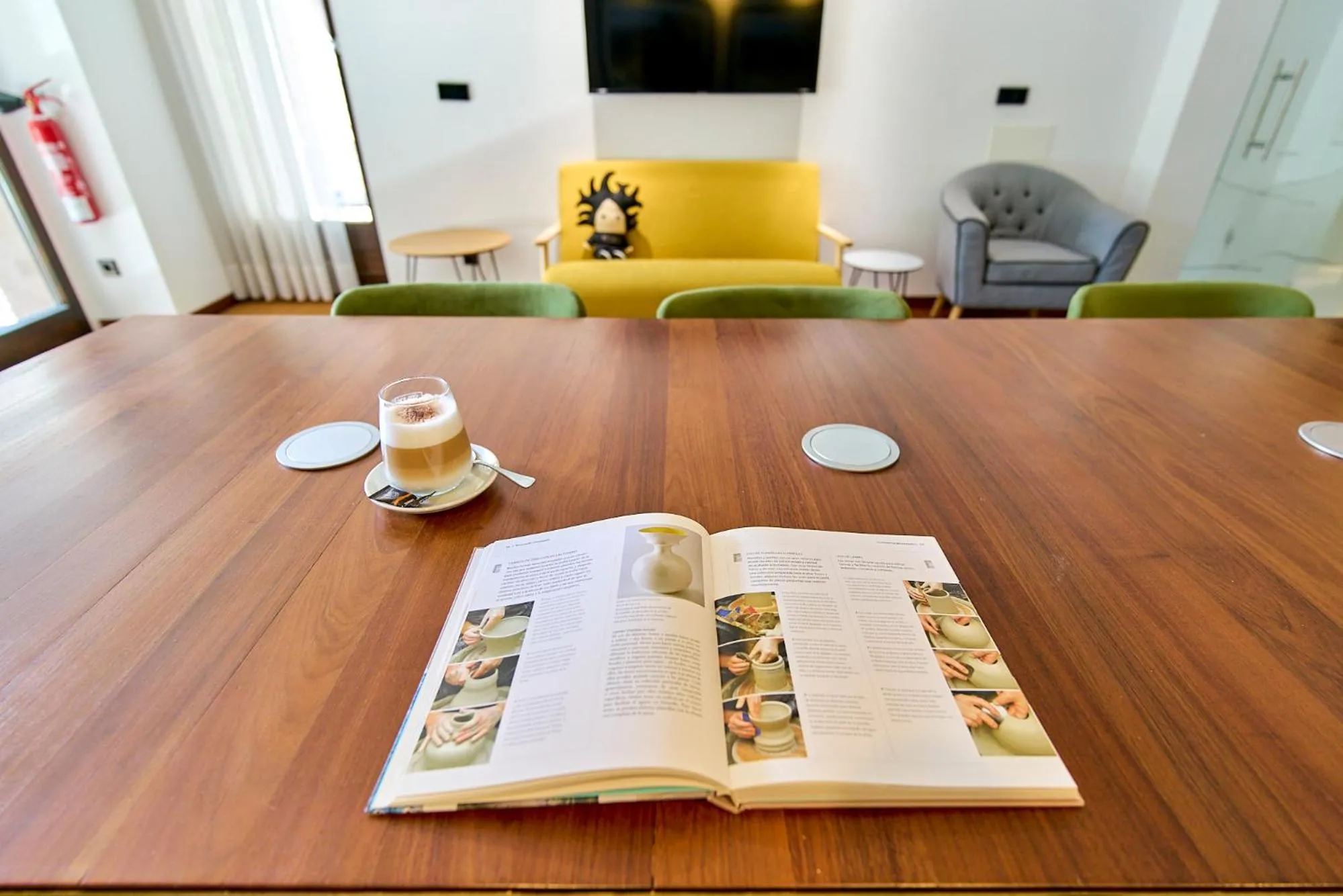 Area and facilities in Hotel Melibea by gaiarooms