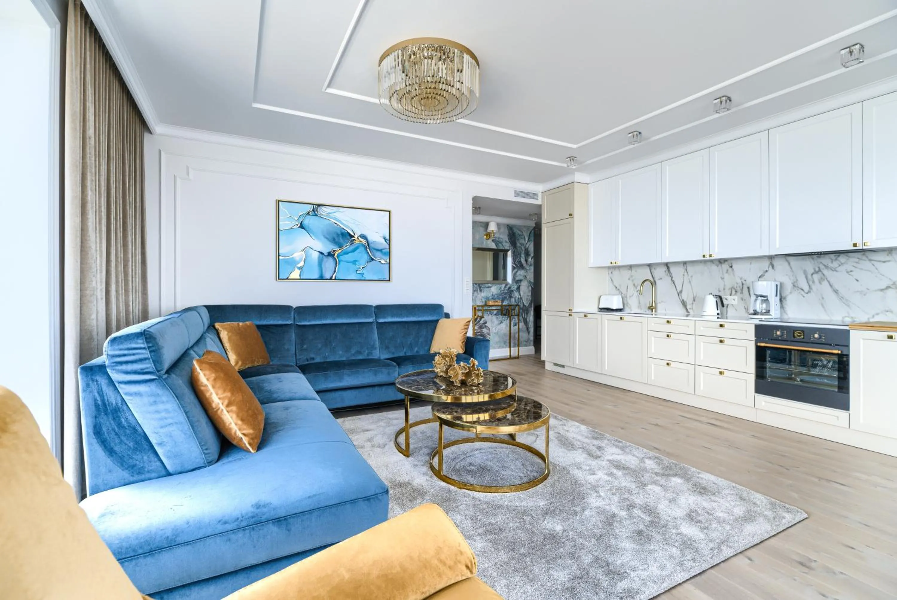 Kitchen or kitchenette in Marina Royale Darłowo - Apartamenty Ultra Mar nad morzem