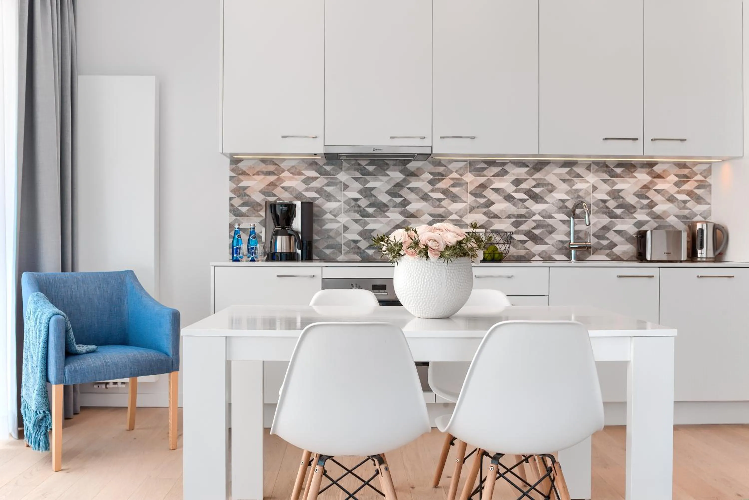 Kitchen or kitchenette in Marina Royale Darłowo - Apartamenty Ultra Mar nad morzem