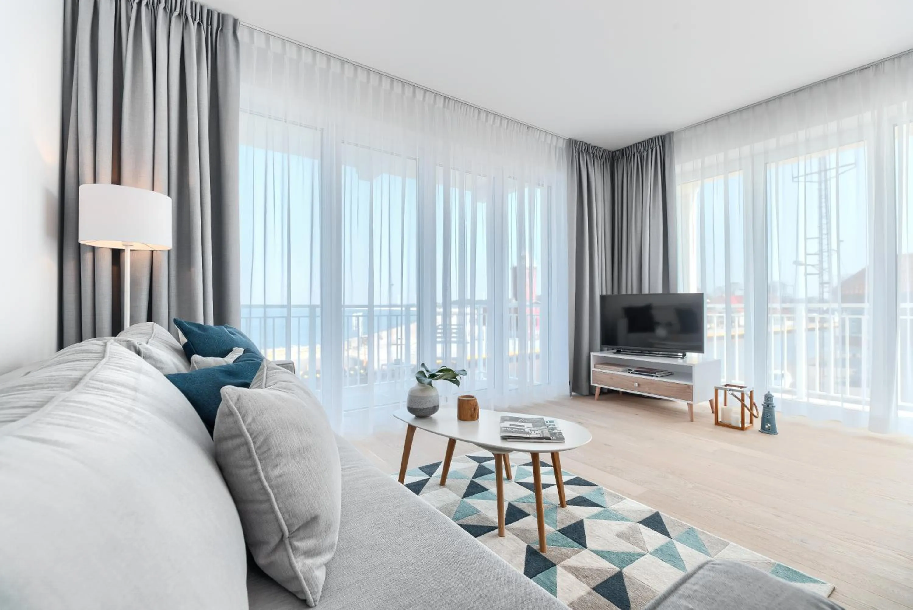 Communal lounge/ TV room in Marina Royale Darłowo - Apartamenty Ultra Mar nad morzem