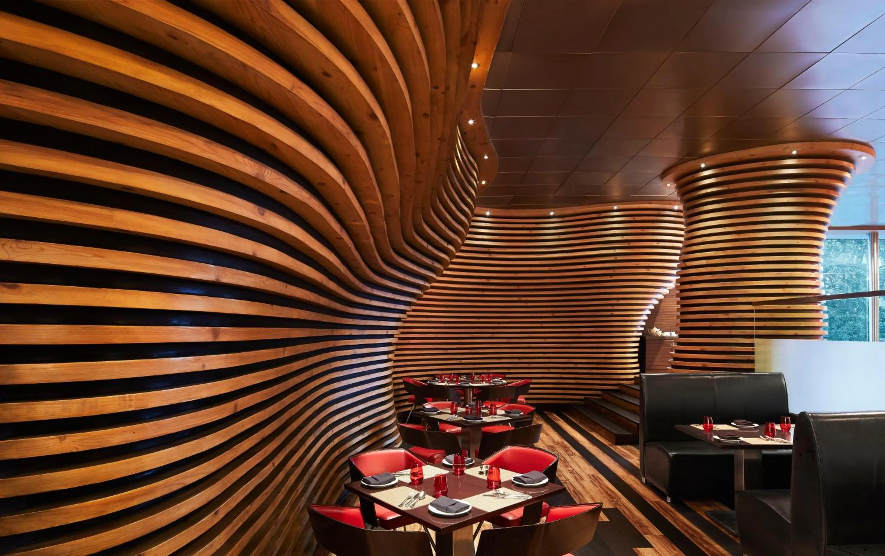 Restaurant/places to eat in Le Meridien New Delhi