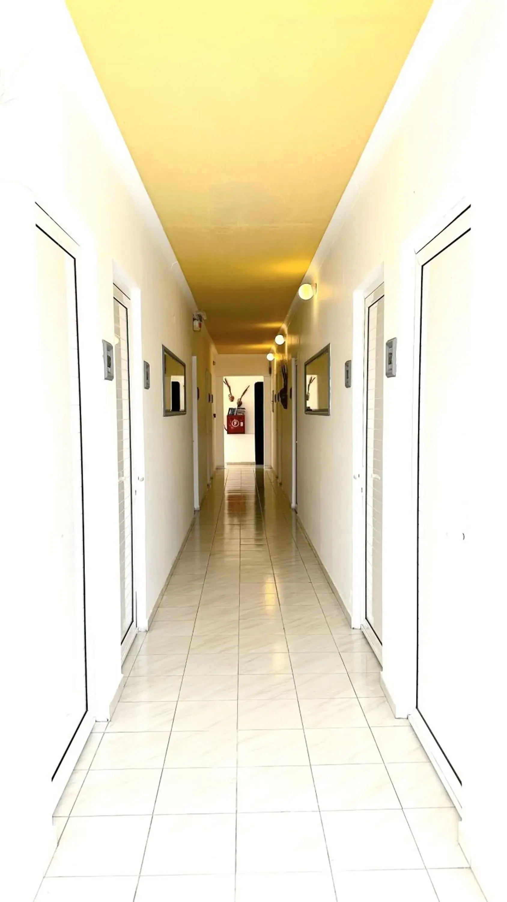 Property building in Falirala Central Property building in Falirala Central