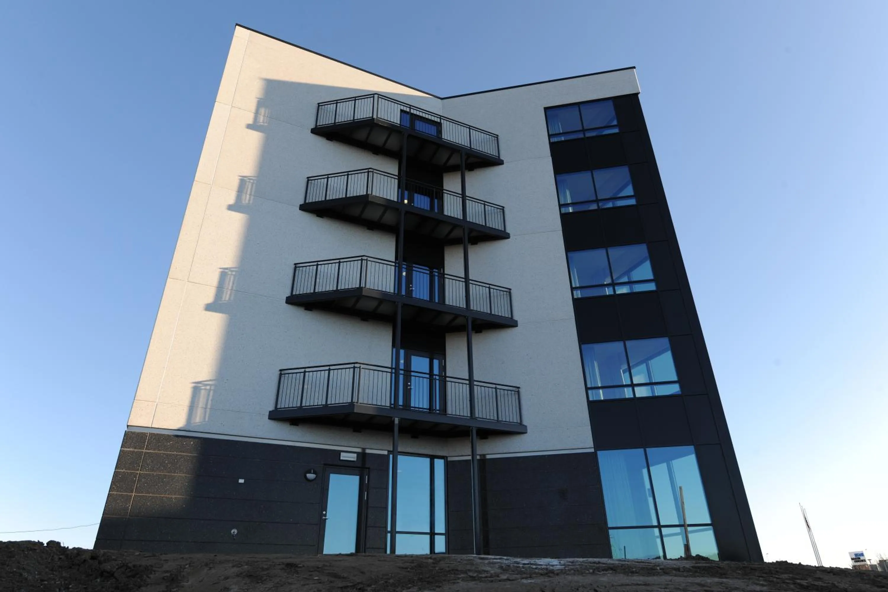 Facade/entrance in Tananger Apartment Hotel
