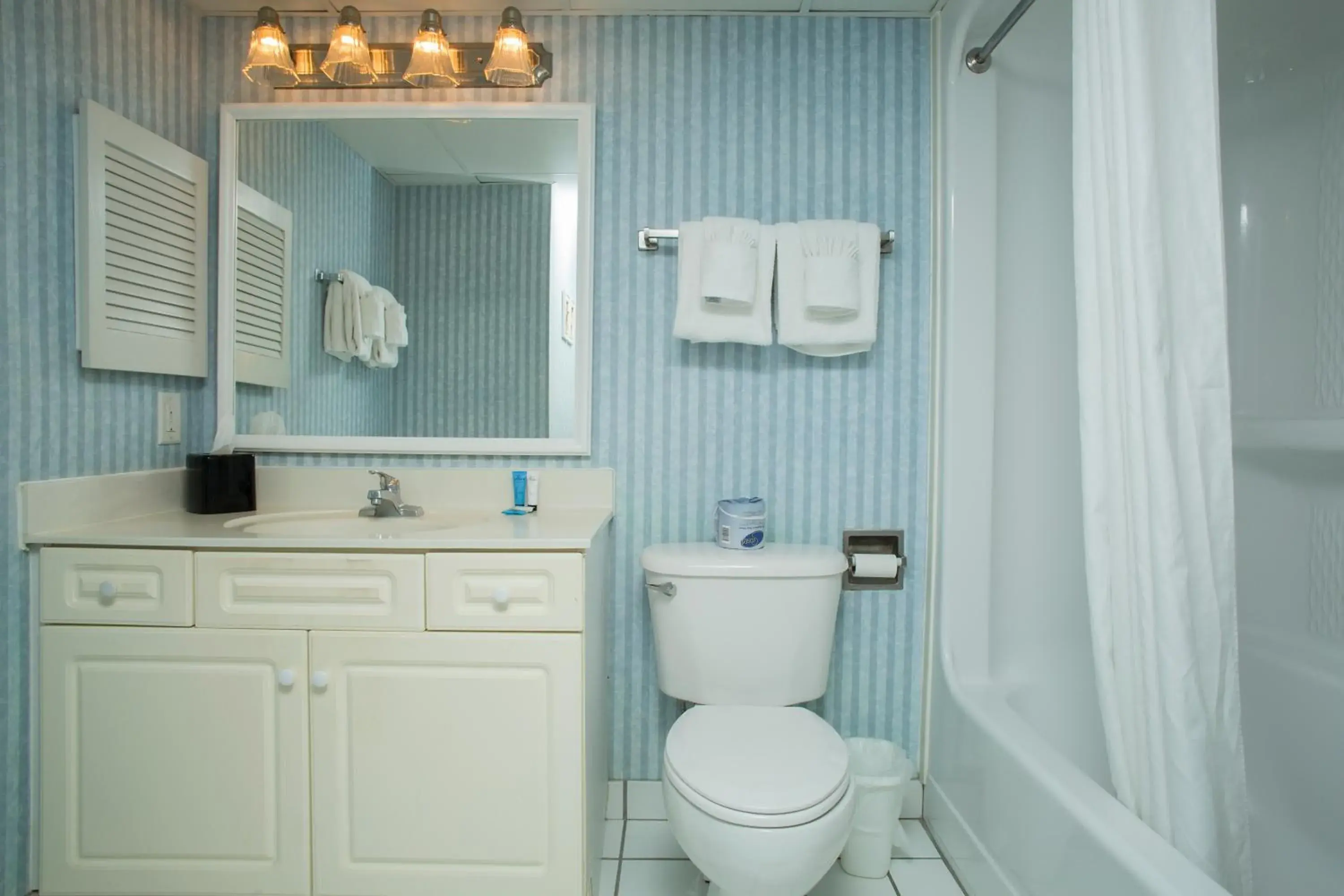Bathroom in Grande Shores Ocean Resorts Condominiums Bathroom in Grande Shores Ocean Resorts Condominiums