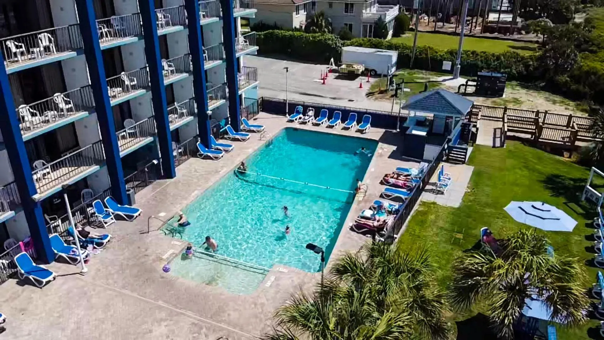 Swimming pool in Grande Shores Ocean Resorts Condominiums