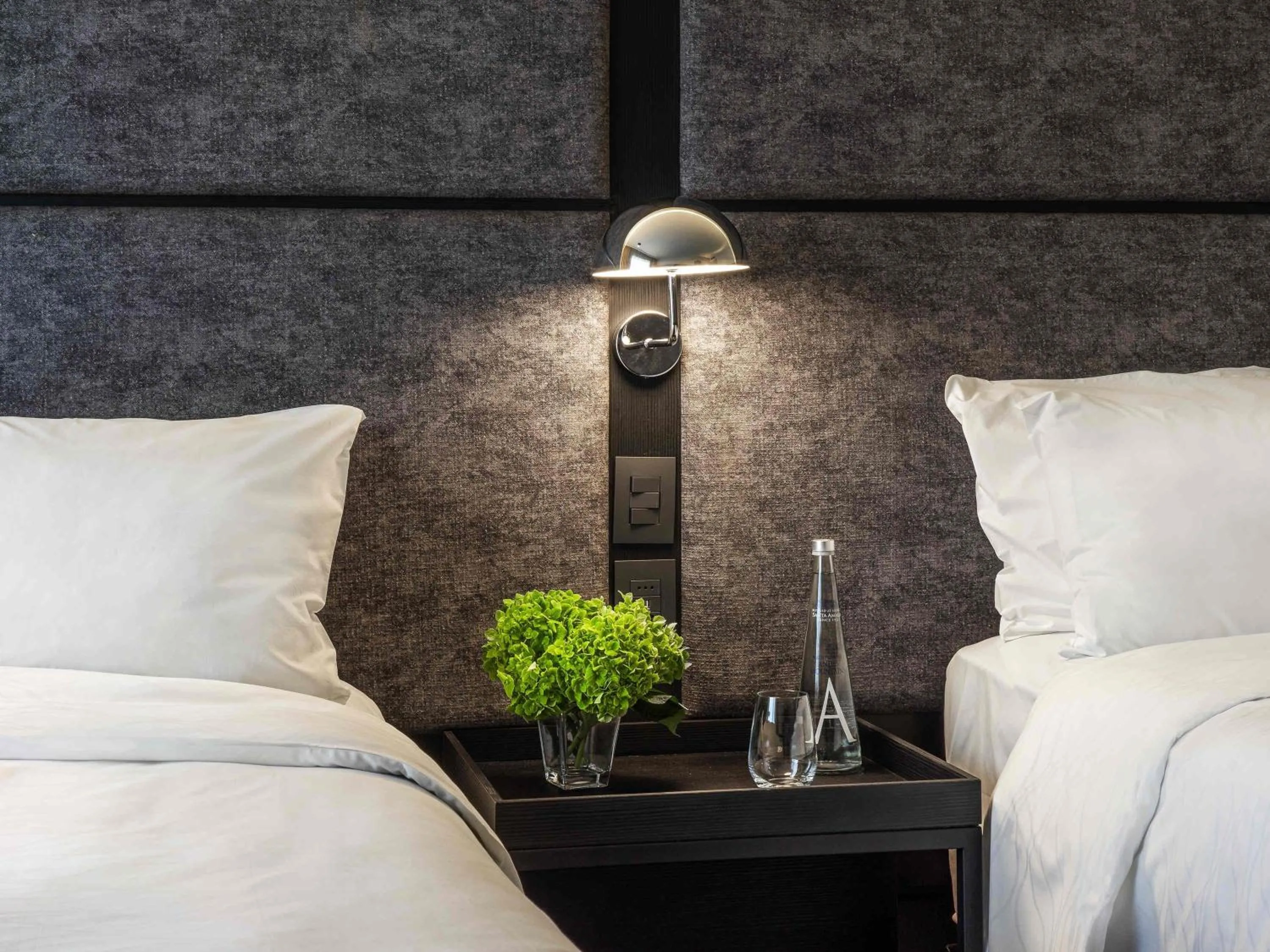 Bedroom, Bed in Pullman Santiago Vitacura