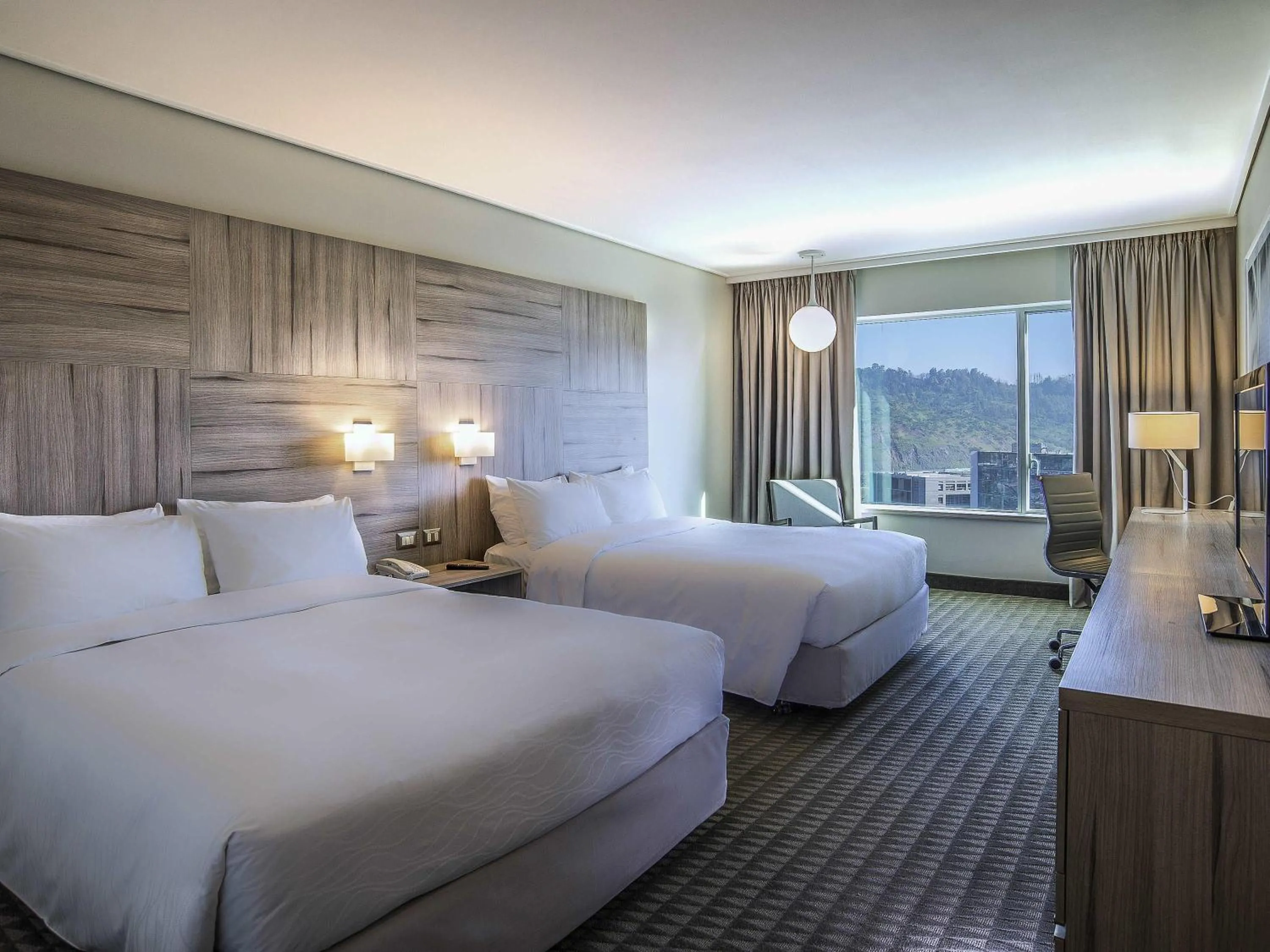 Bedroom, Bed in Pullman Santiago Vitacura