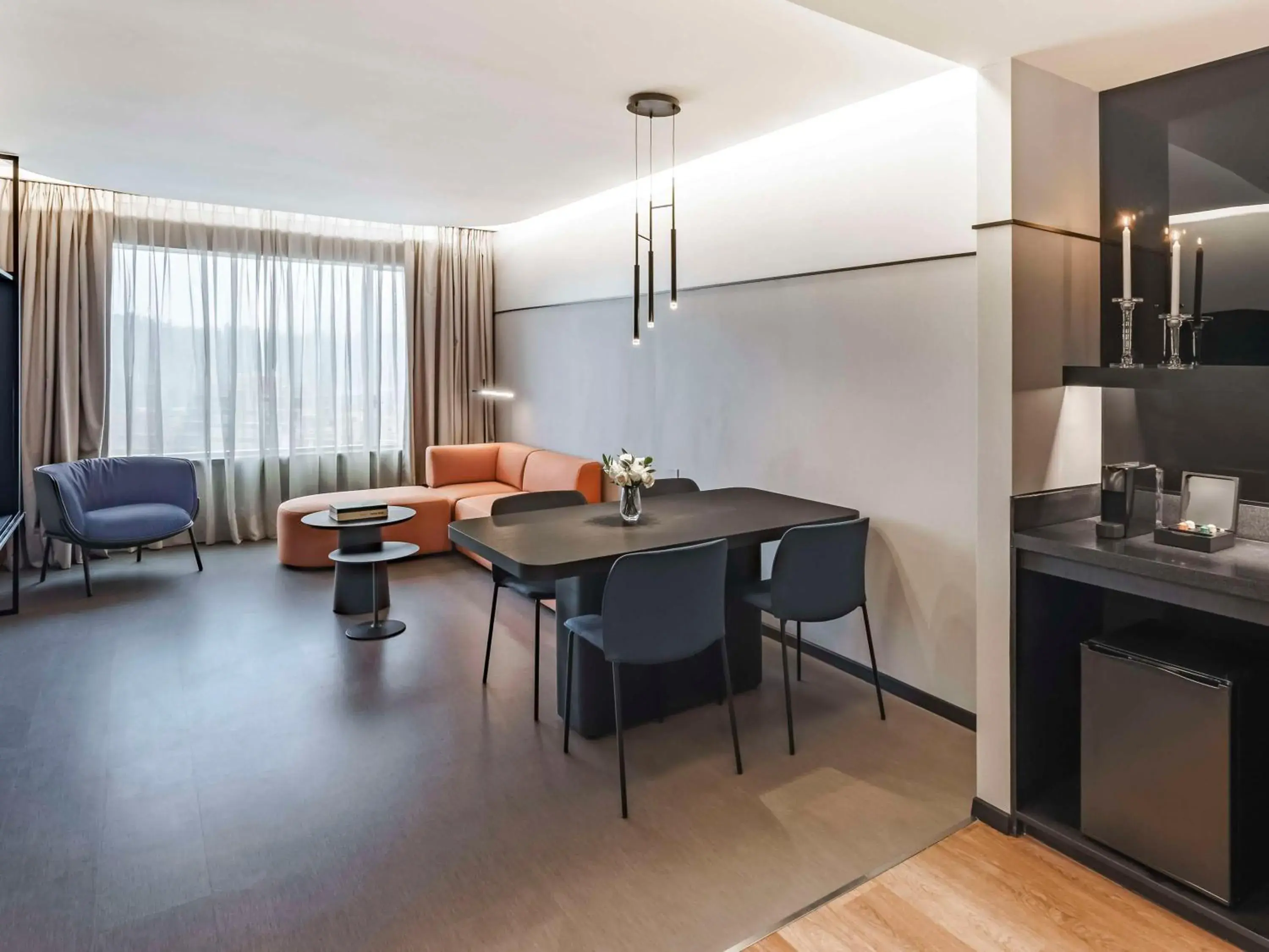 Photo of the whole room in Pullman Santiago Vitacura Photo of the whole room in Pullman Santiago Vitacura