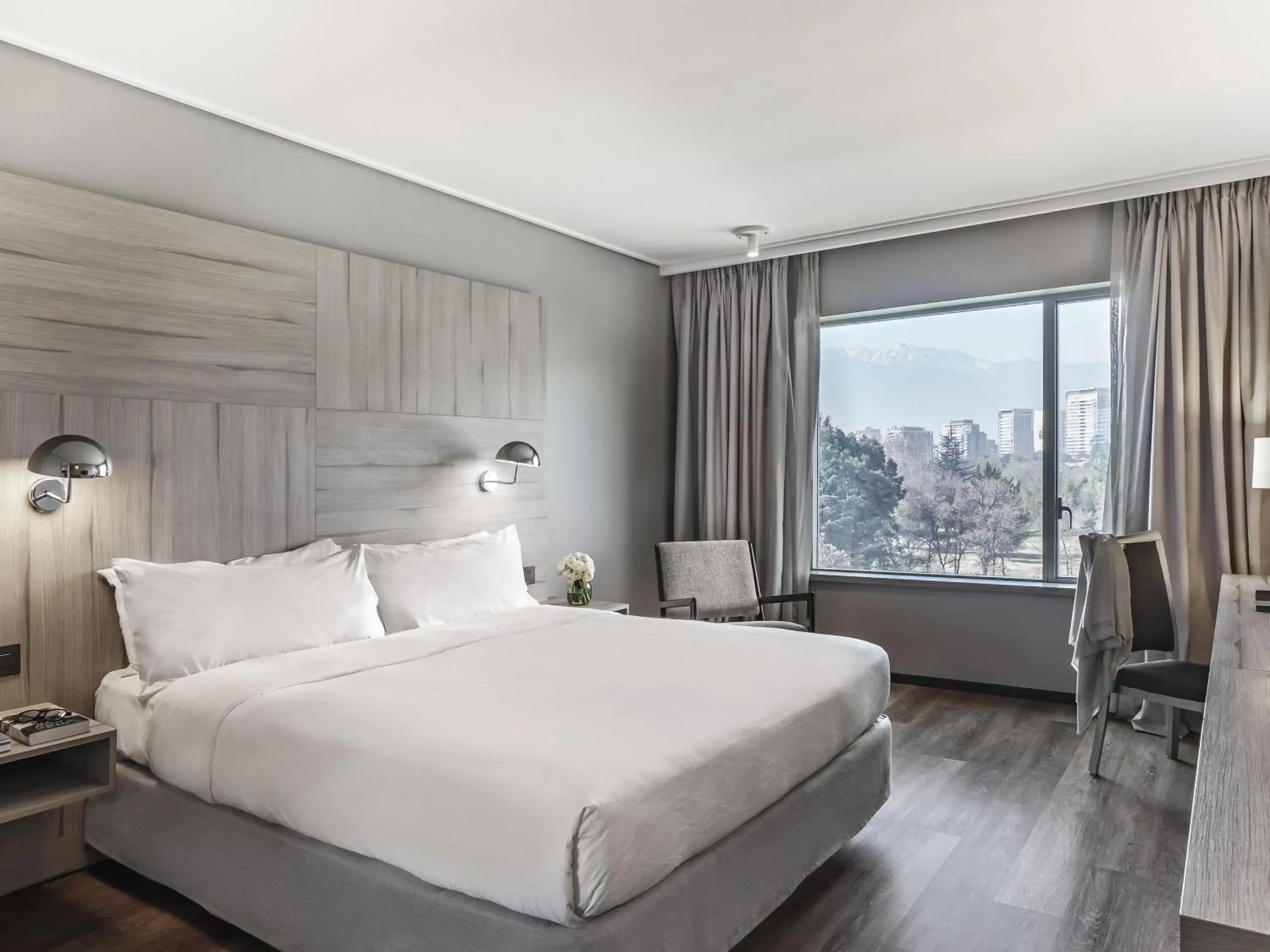 Bedroom, Bed in Pullman Santiago Vitacura Bedroom, Bed in Pullman Santiago Vitacura