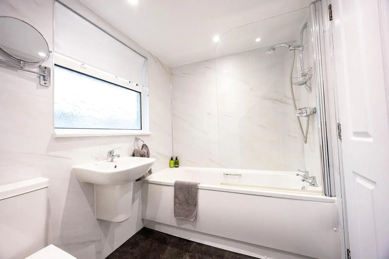 New Inn Hotel New Inn Hotel