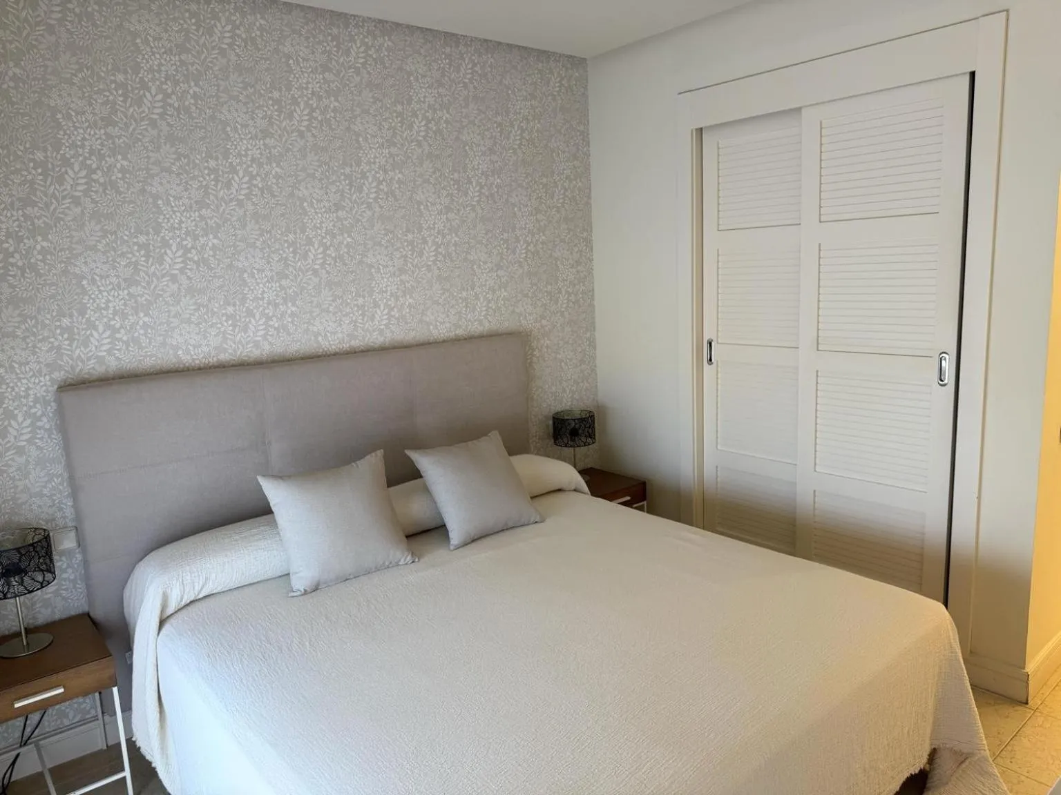 Bedroom, Bed in Aparthotel Novo Resort