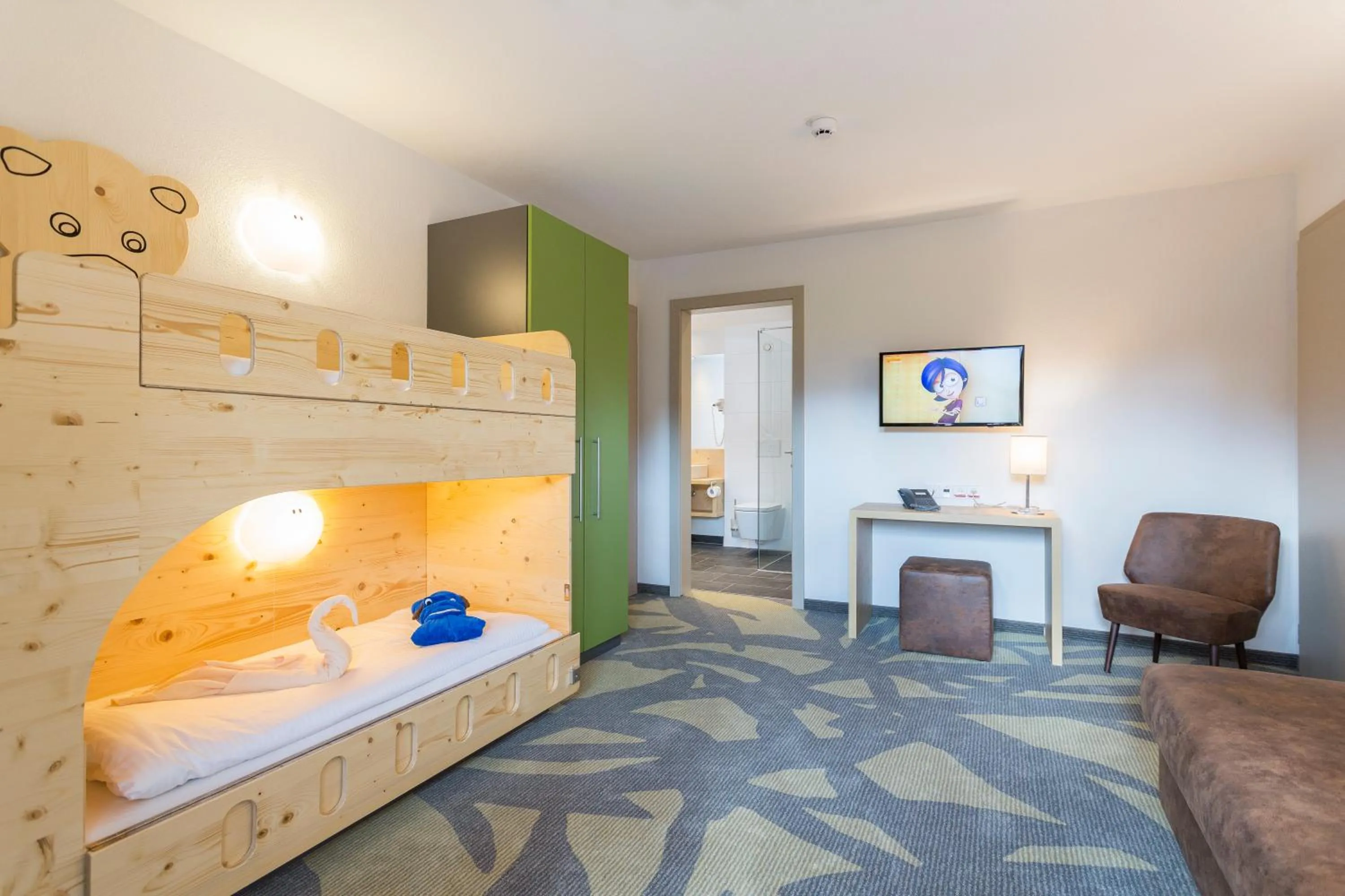 Photo of the whole room, Bed in Familotel Kaiserhof - Families only