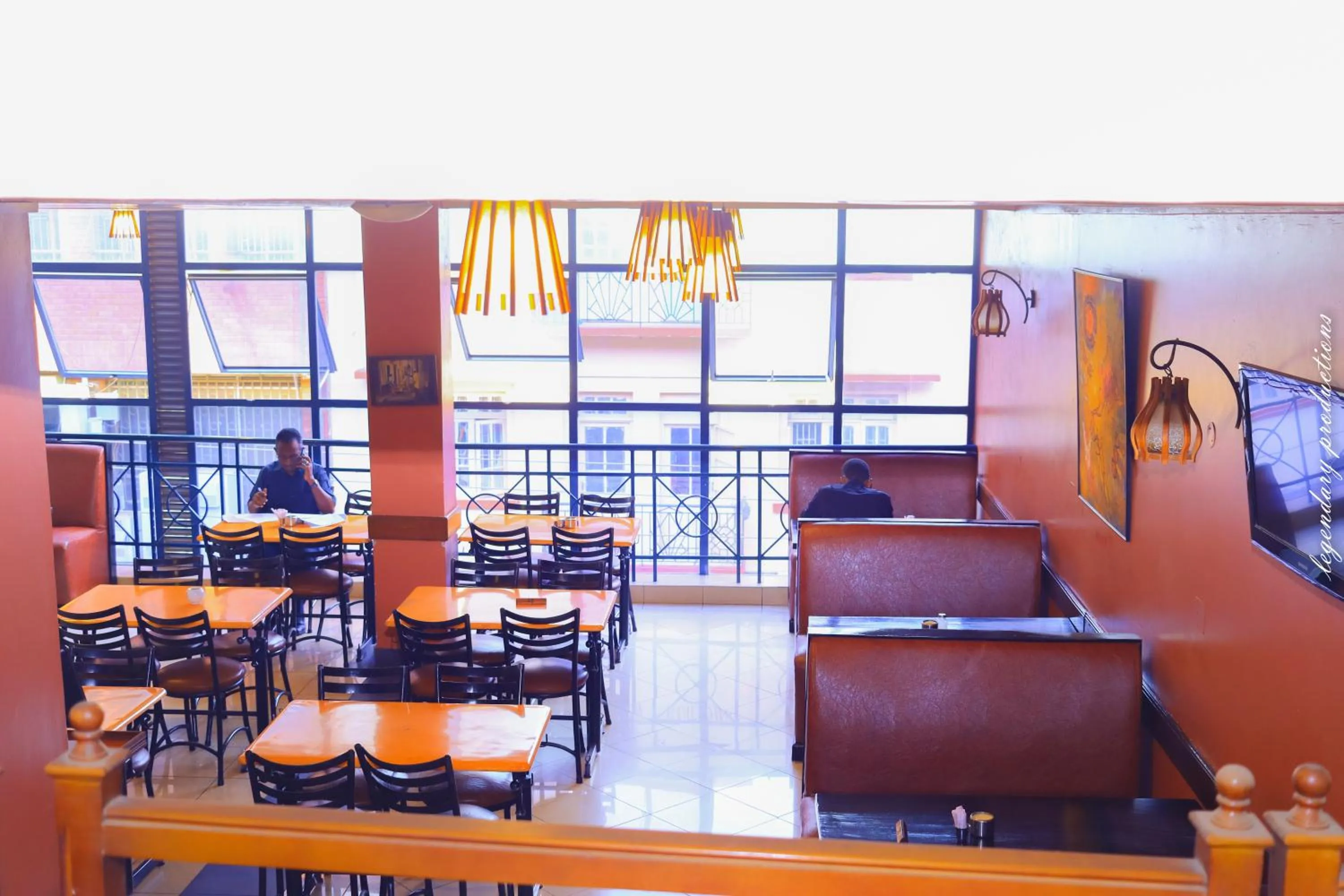 Restaurant/places to eat in Jamia Central Hotel