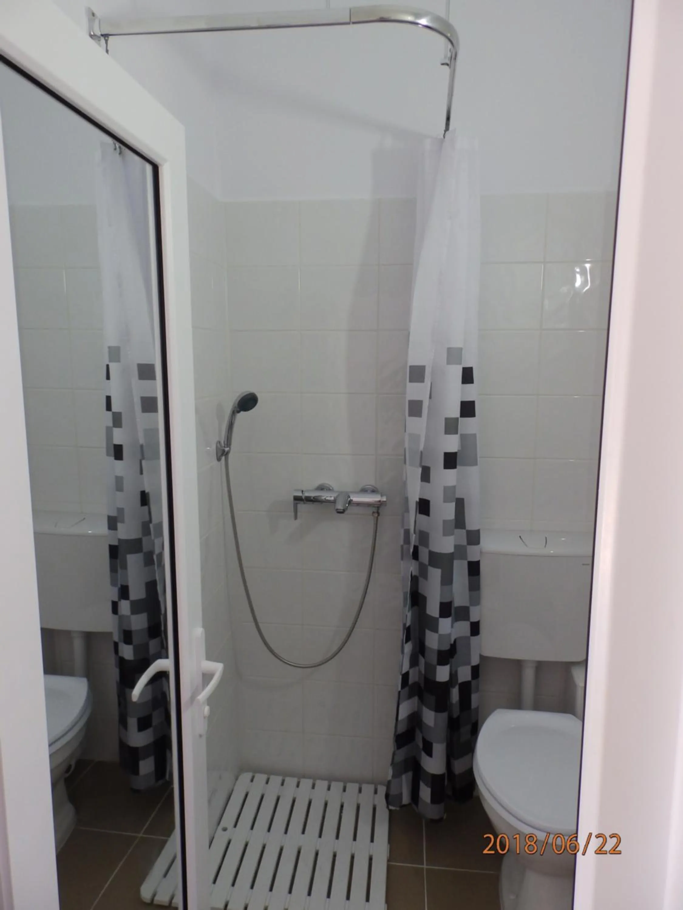 Shower in Tourist Paradis Costinesti