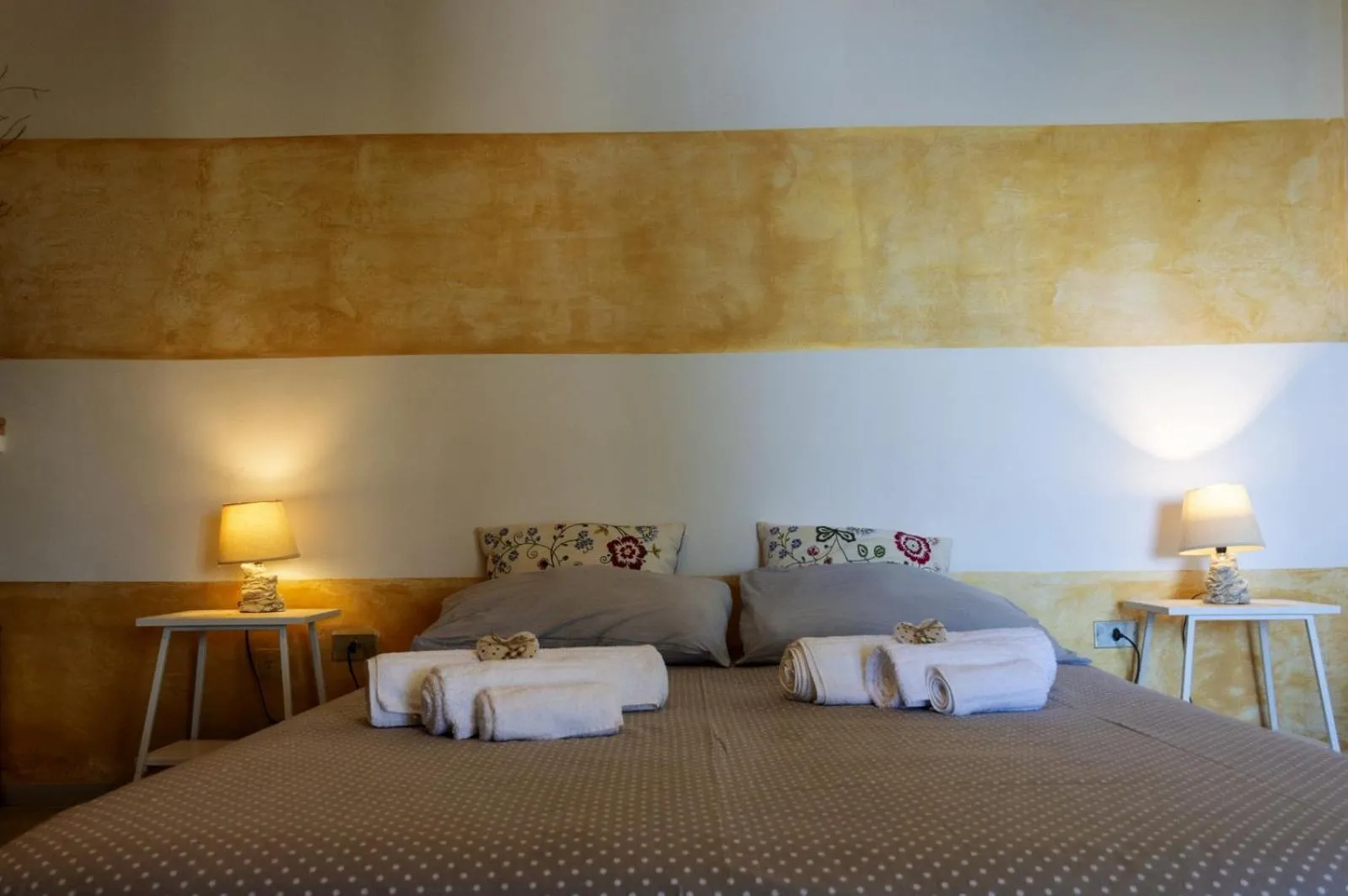 Deluxe Double Room with Sea View in Villa Edwige B&B