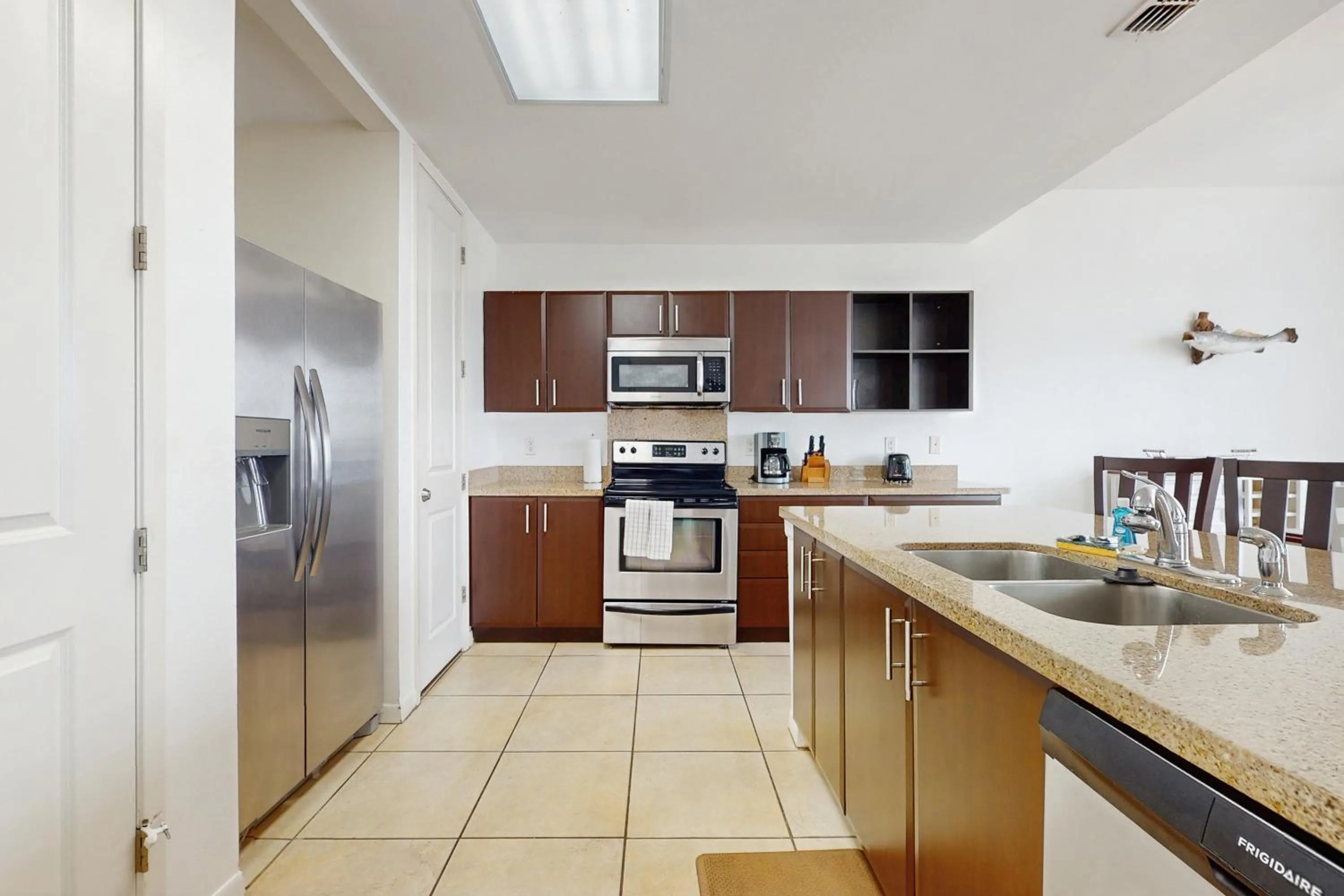 Las Marinas Condominiums 405