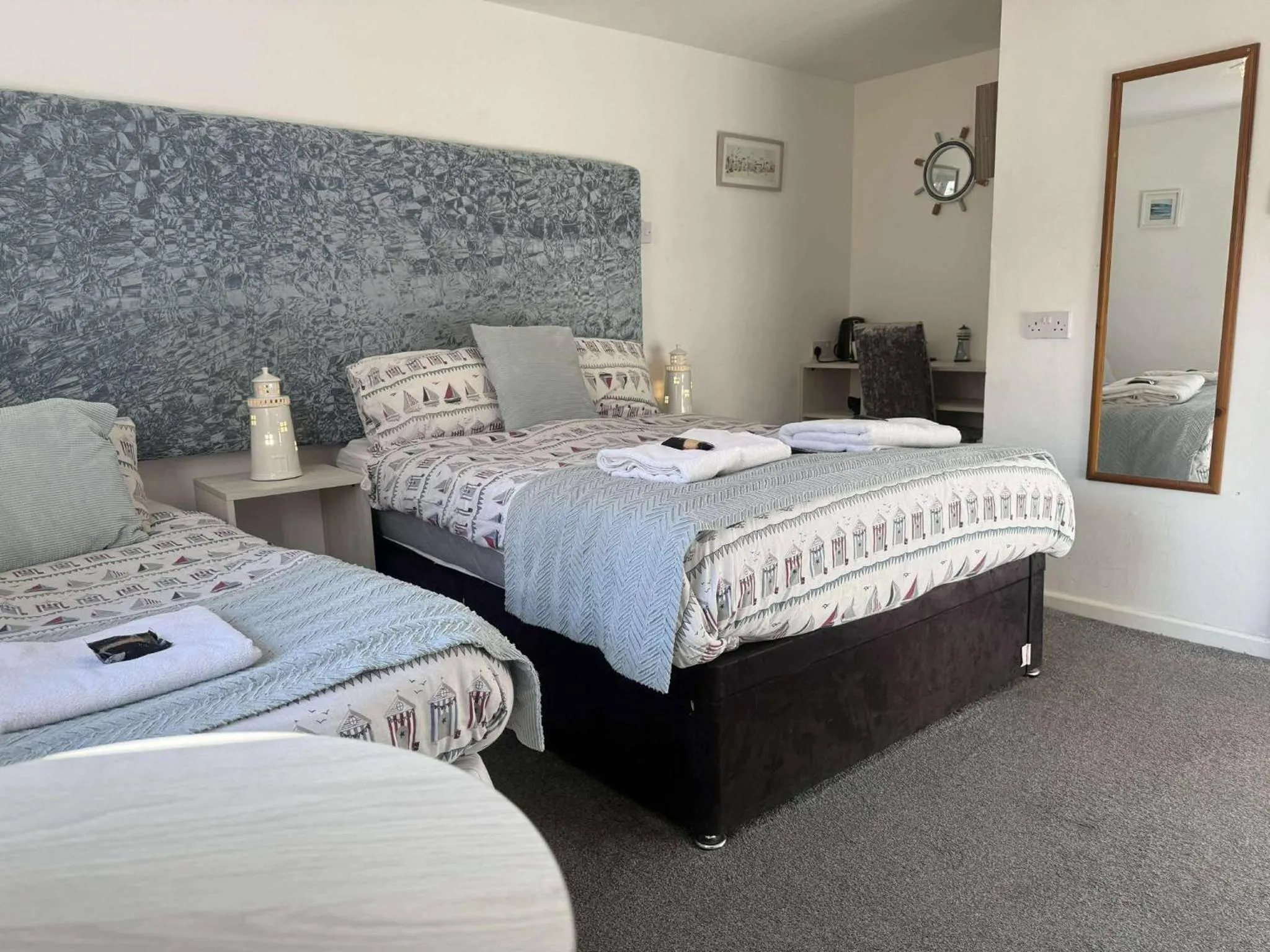 Bedroom, Bed in The Jubilee Hotel East - with NEWLY REFURBISHED SPA FACILITIES - GAMESPIT - AND SMOKEHOUSE