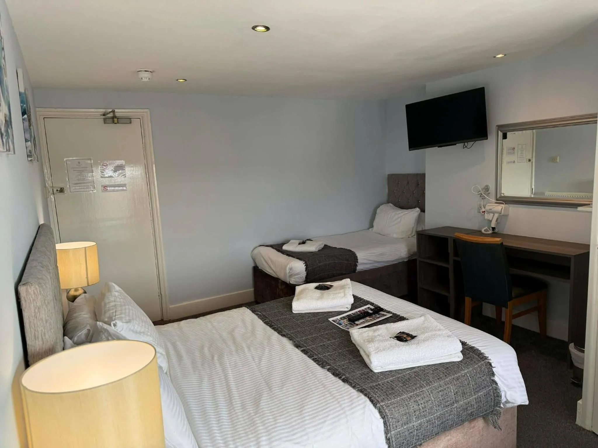 Bedroom, Bed in The Jubilee Hotel East - with NEWLY REFURBISHED SPA FACILITIES - GAMESPIT - AND SMOKEHOUSE