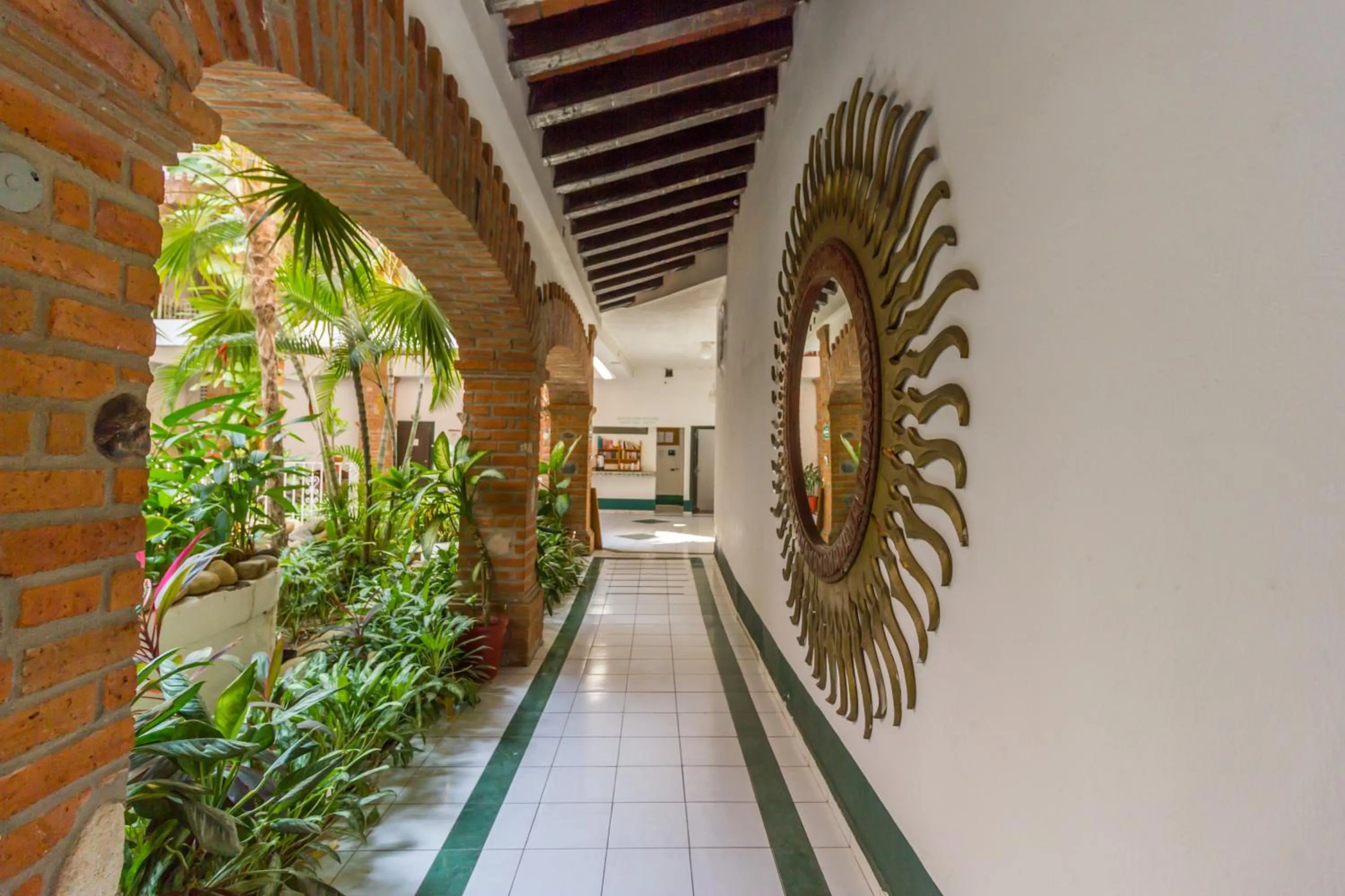 Area and facilities in Hotel Encino Malecón Centro Puerto Vallarta