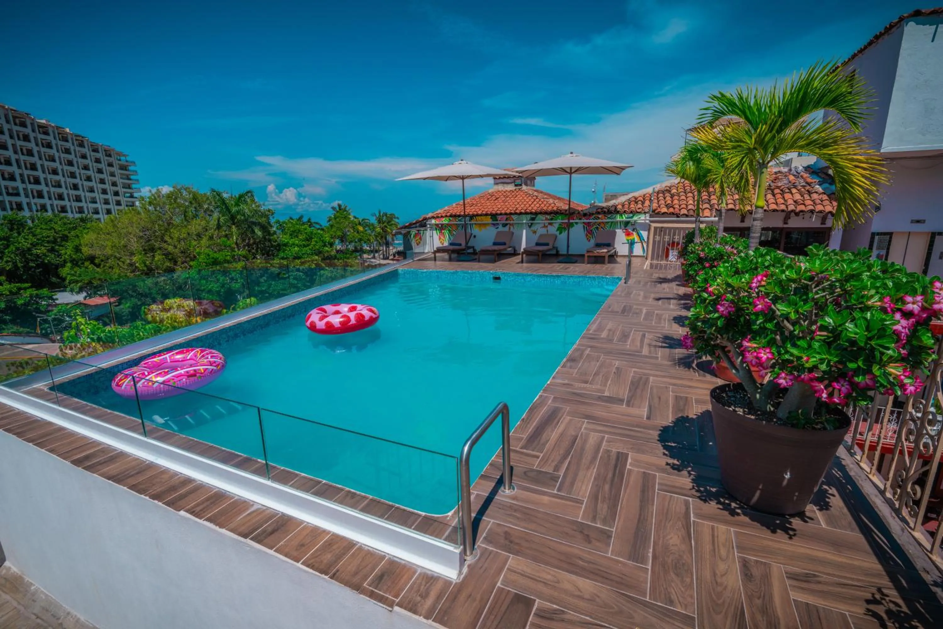 Swimming pool in Hotel Encino Malecón Centro Puerto Vallarta