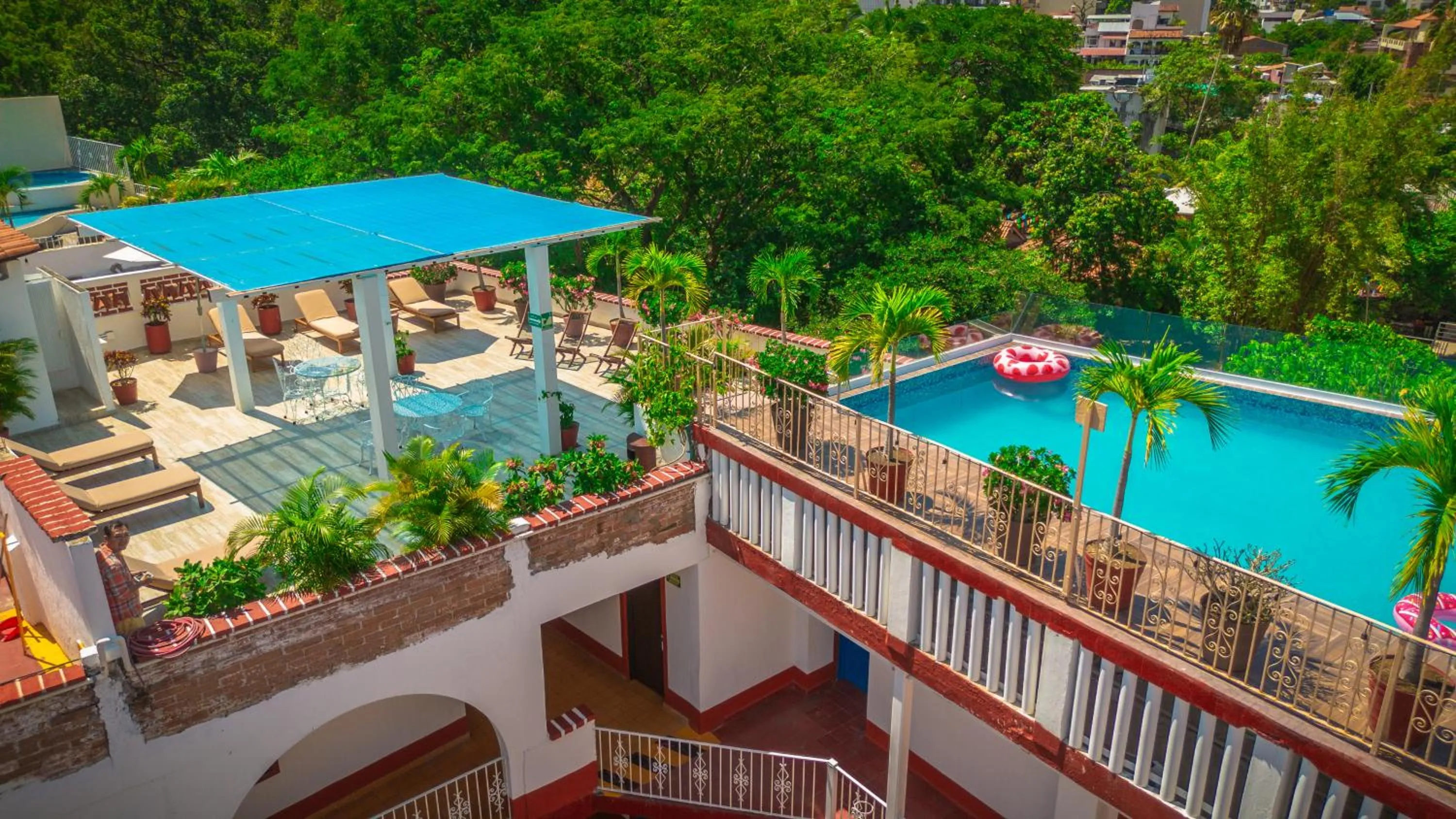 Swimming pool in Hotel Encino Malecón Centro Puerto Vallarta