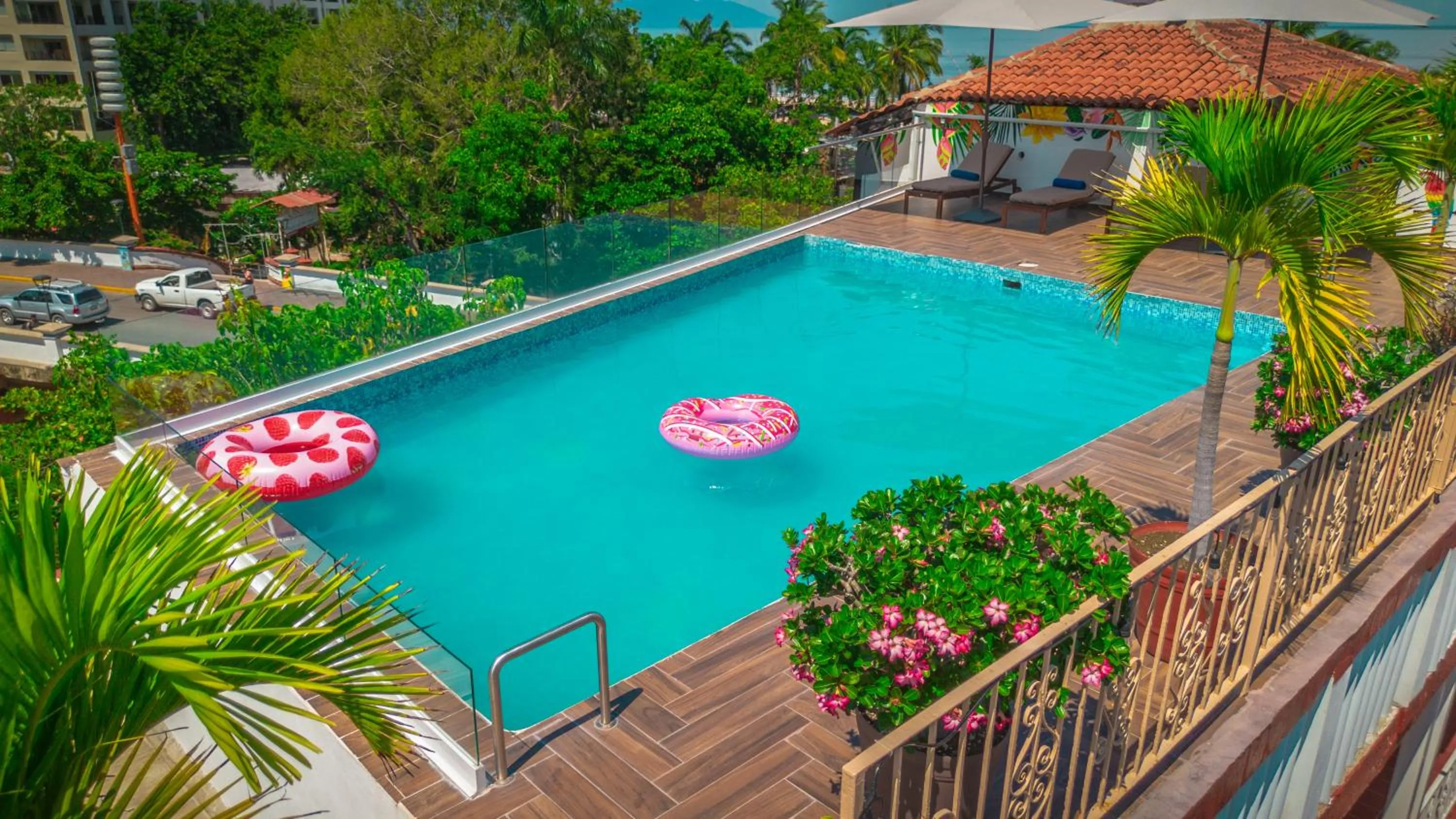 Swimming pool in Hotel Encino Malecón Centro Puerto Vallarta