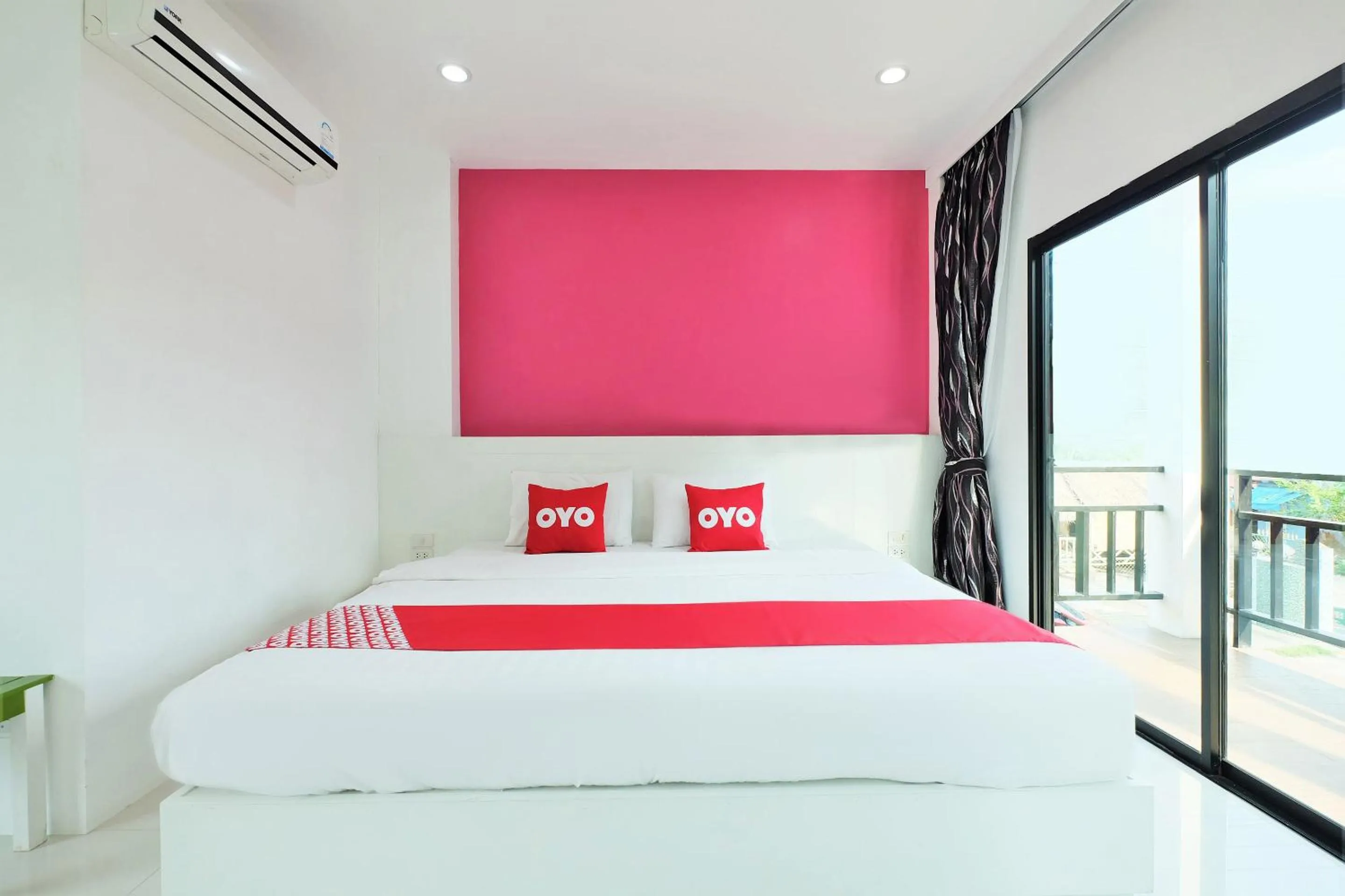 Bedroom, Bed in Tina Boutique Resort