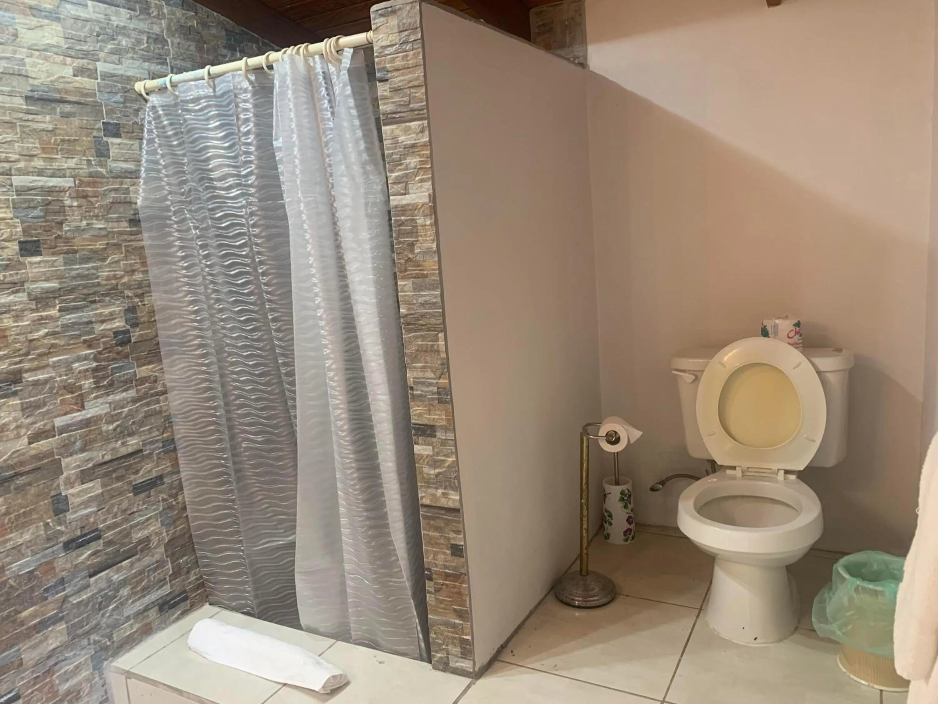 Bathroom in Cool Running Apartments