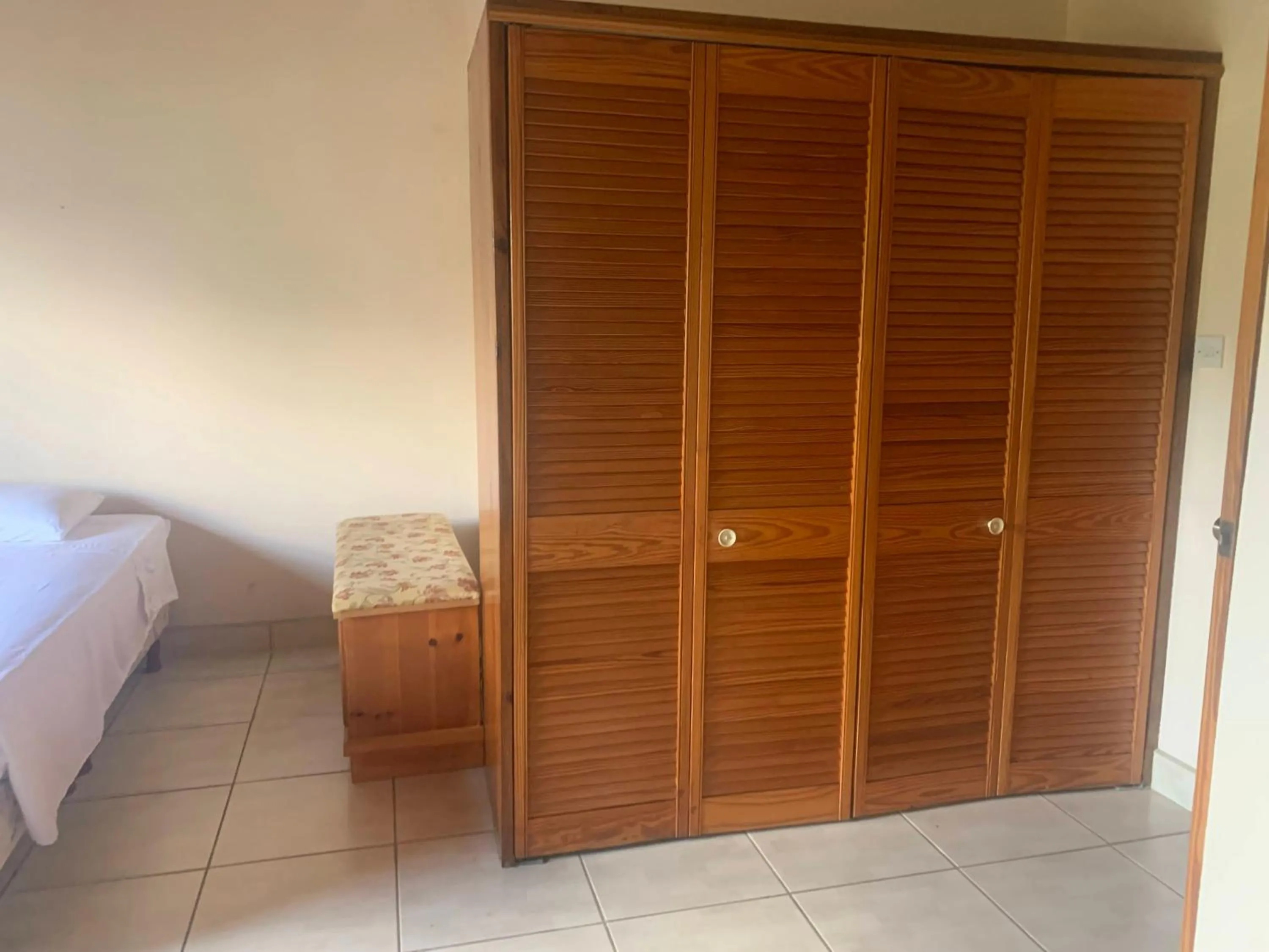 wardrobe in Cool Running Apartments